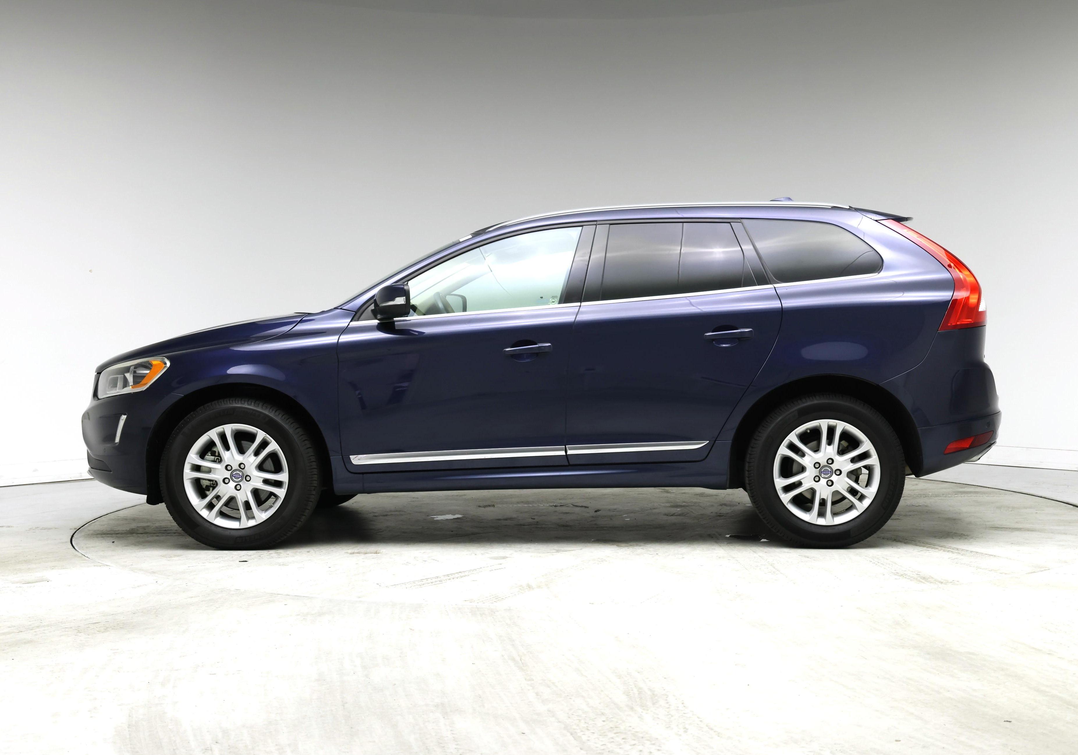 Thumbnail: 2015 Volvo XC60 - 3