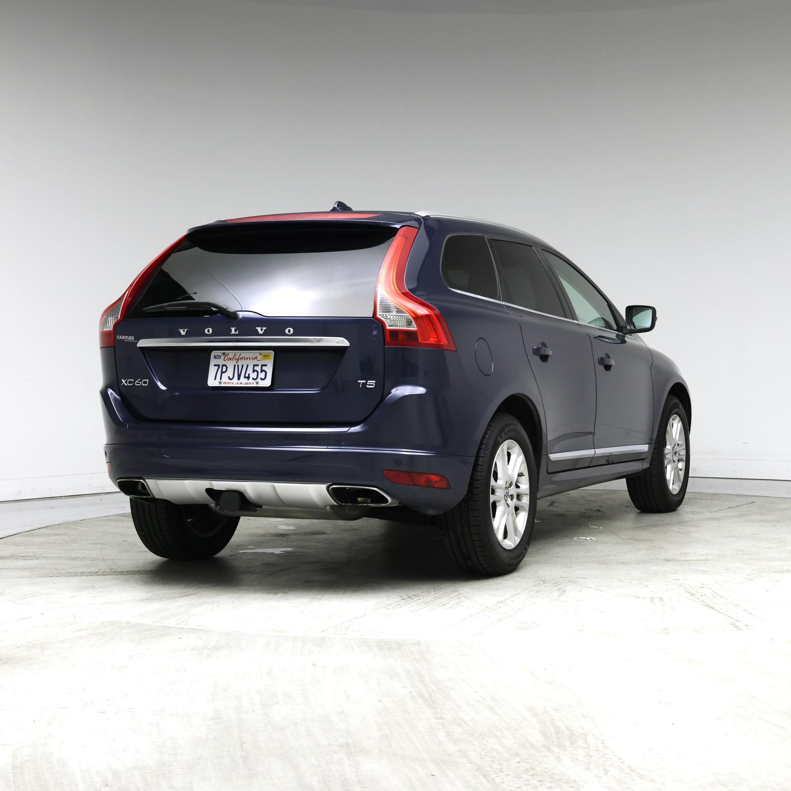 Thumbnail: 2015 Volvo XC60 - 8