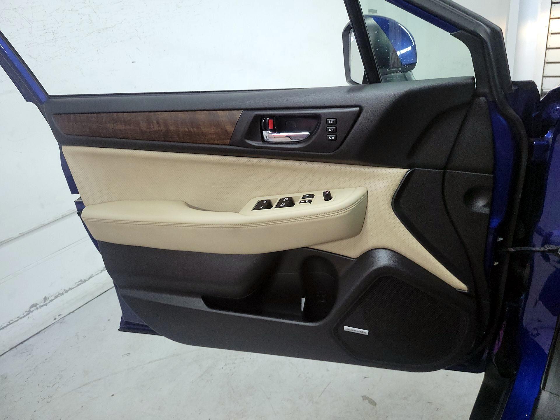 Thumbnail: 2016 Subaru Outback - 12