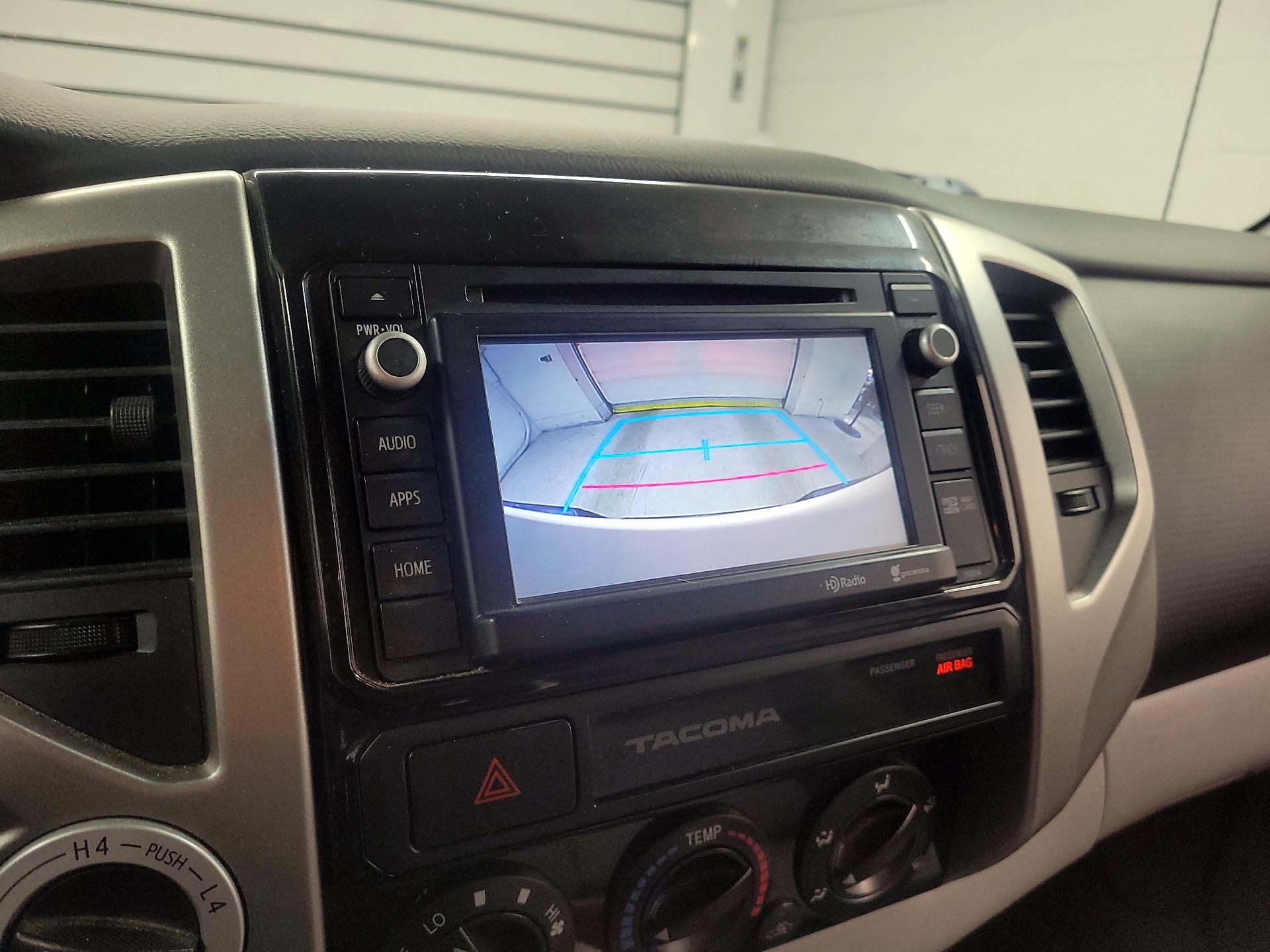 Thumbnail: 2015 Toyota Tacoma - 13