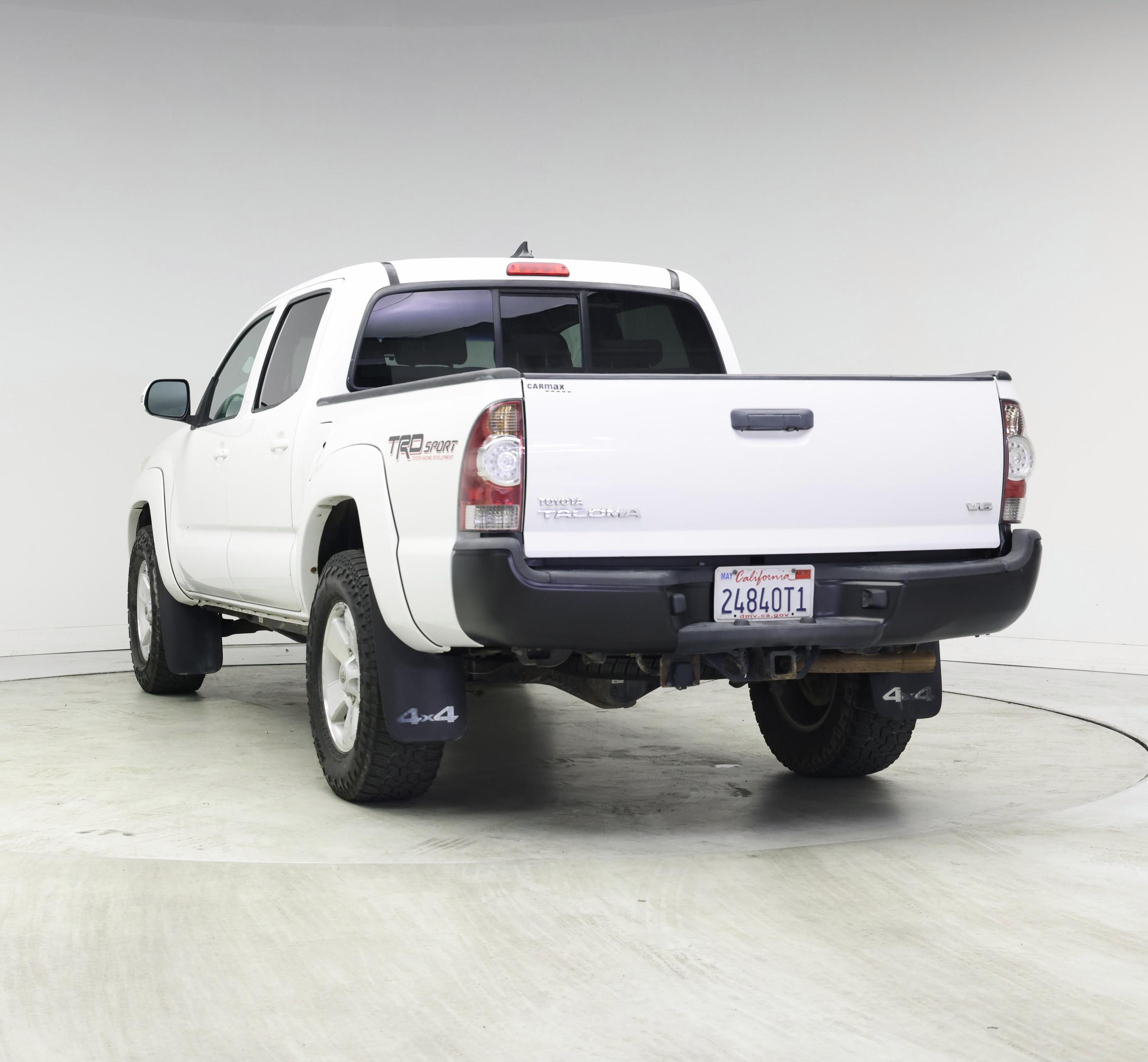 Thumbnail: 2015 Toyota Tacoma - 2