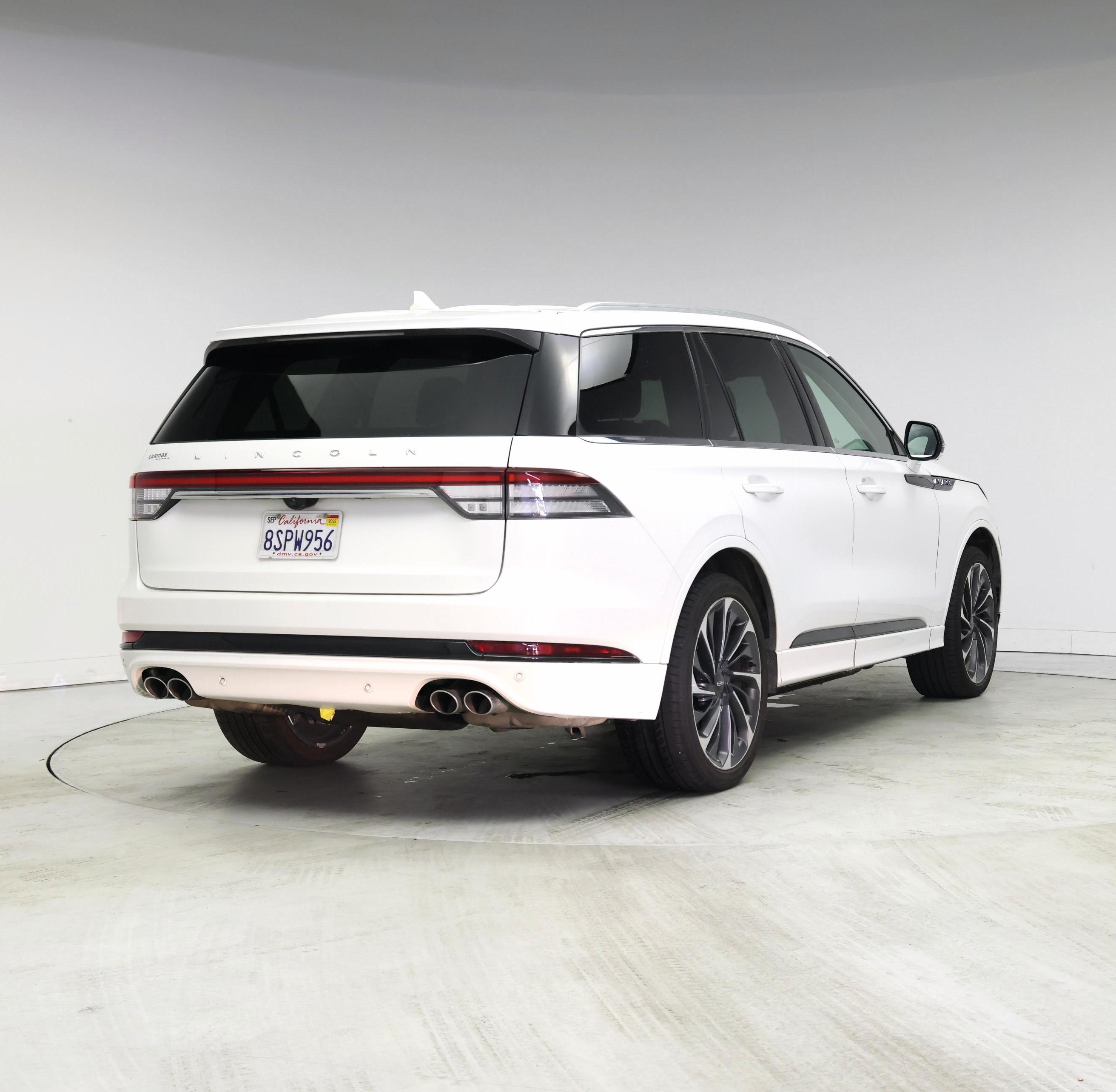 Thumbnail: 2020 Lincoln Aviator - 8