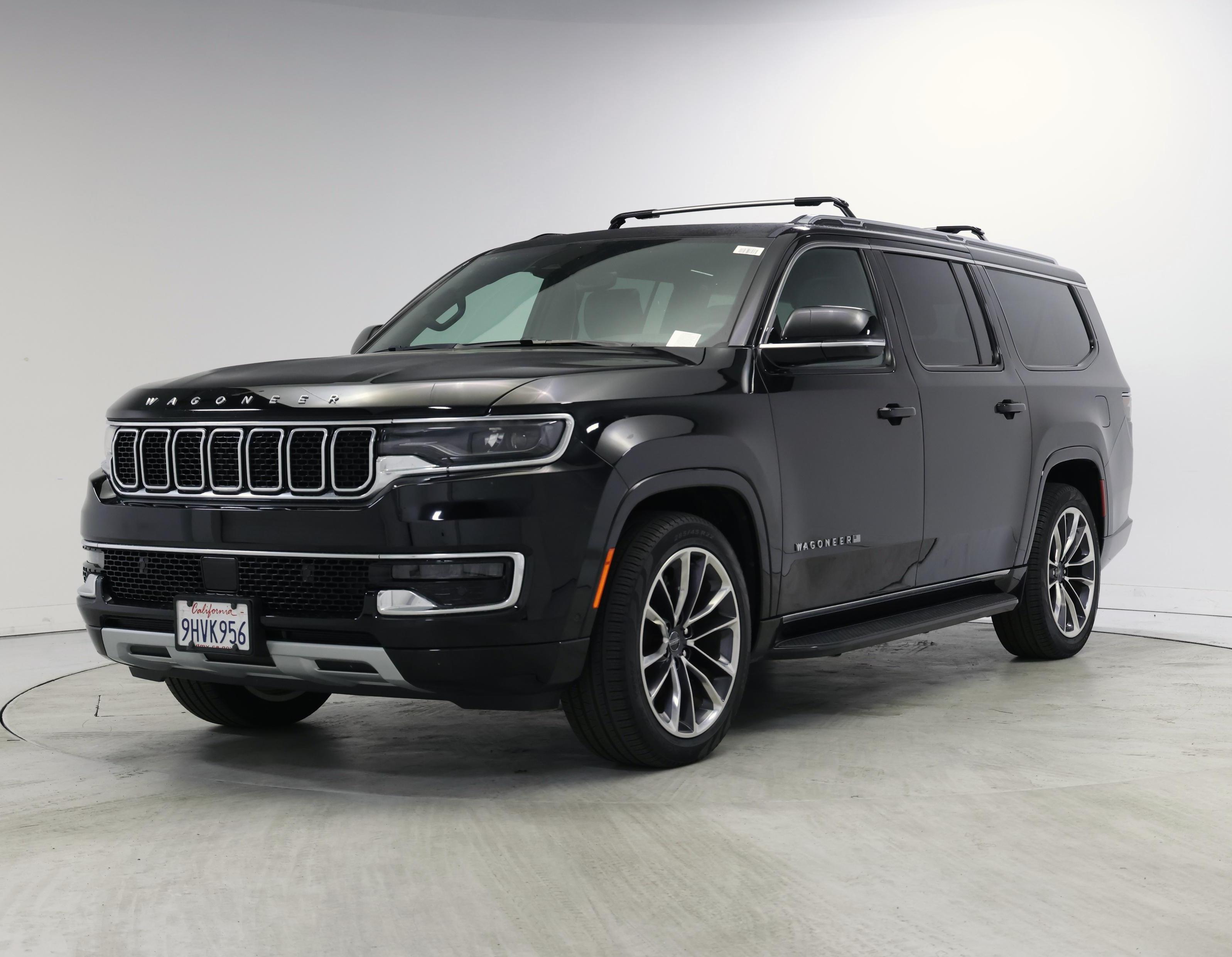 Thumbnail: 2023 Jeep Wagoneer - 4