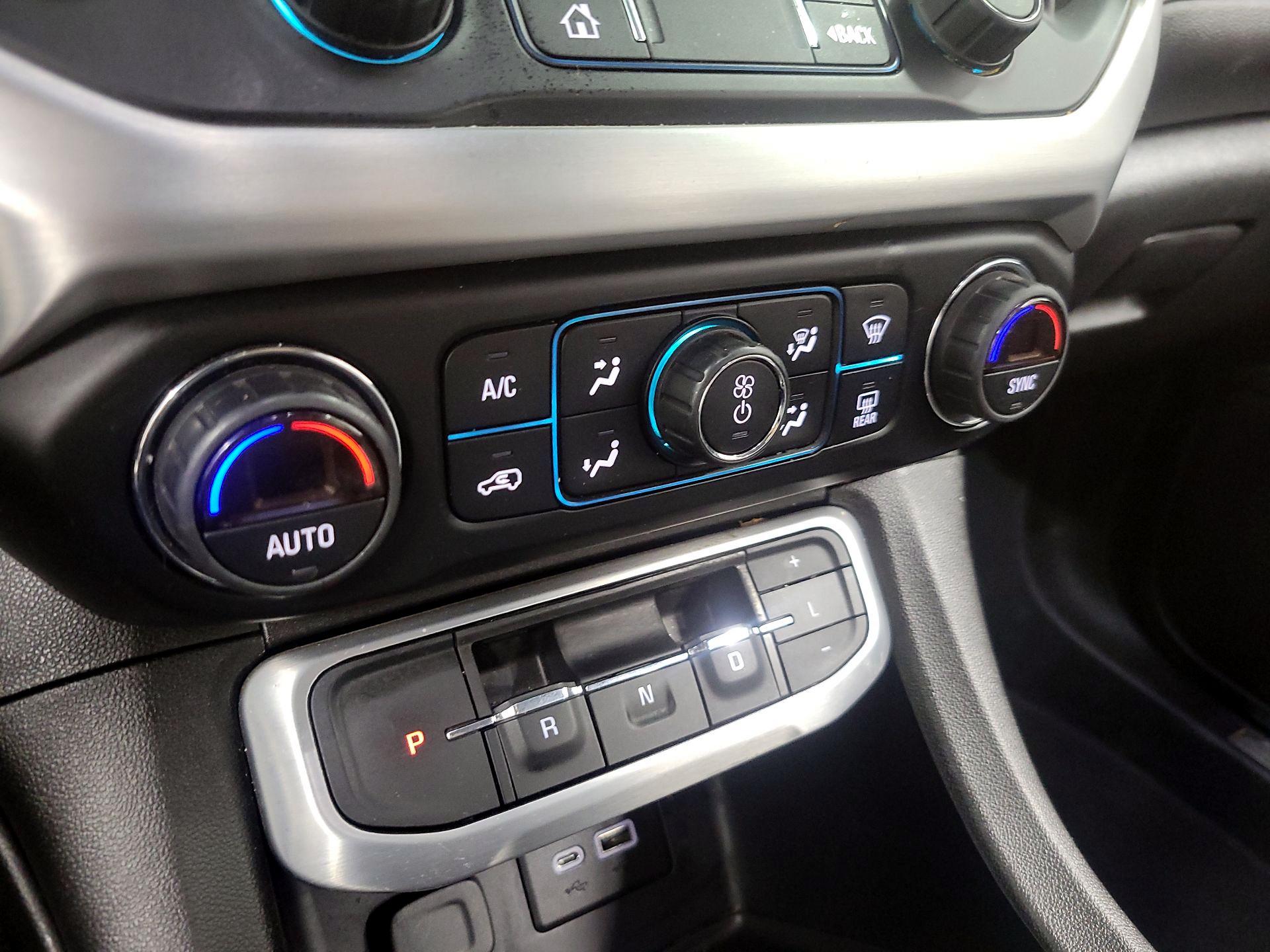Thumbnail: 2020 GMC Acadia - 15
