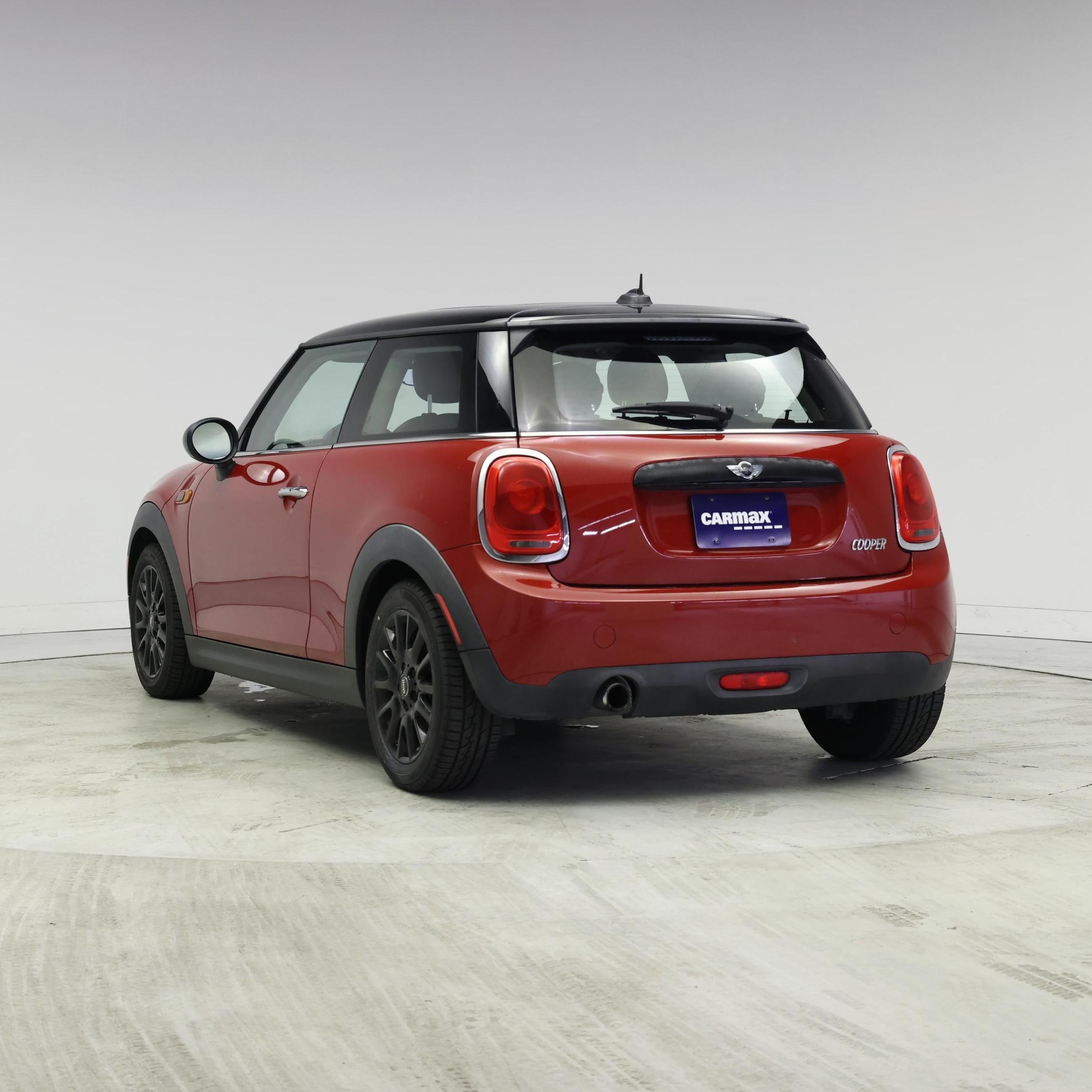 Thumbnail: 2016 MINI Cooper Hardtop - 2
