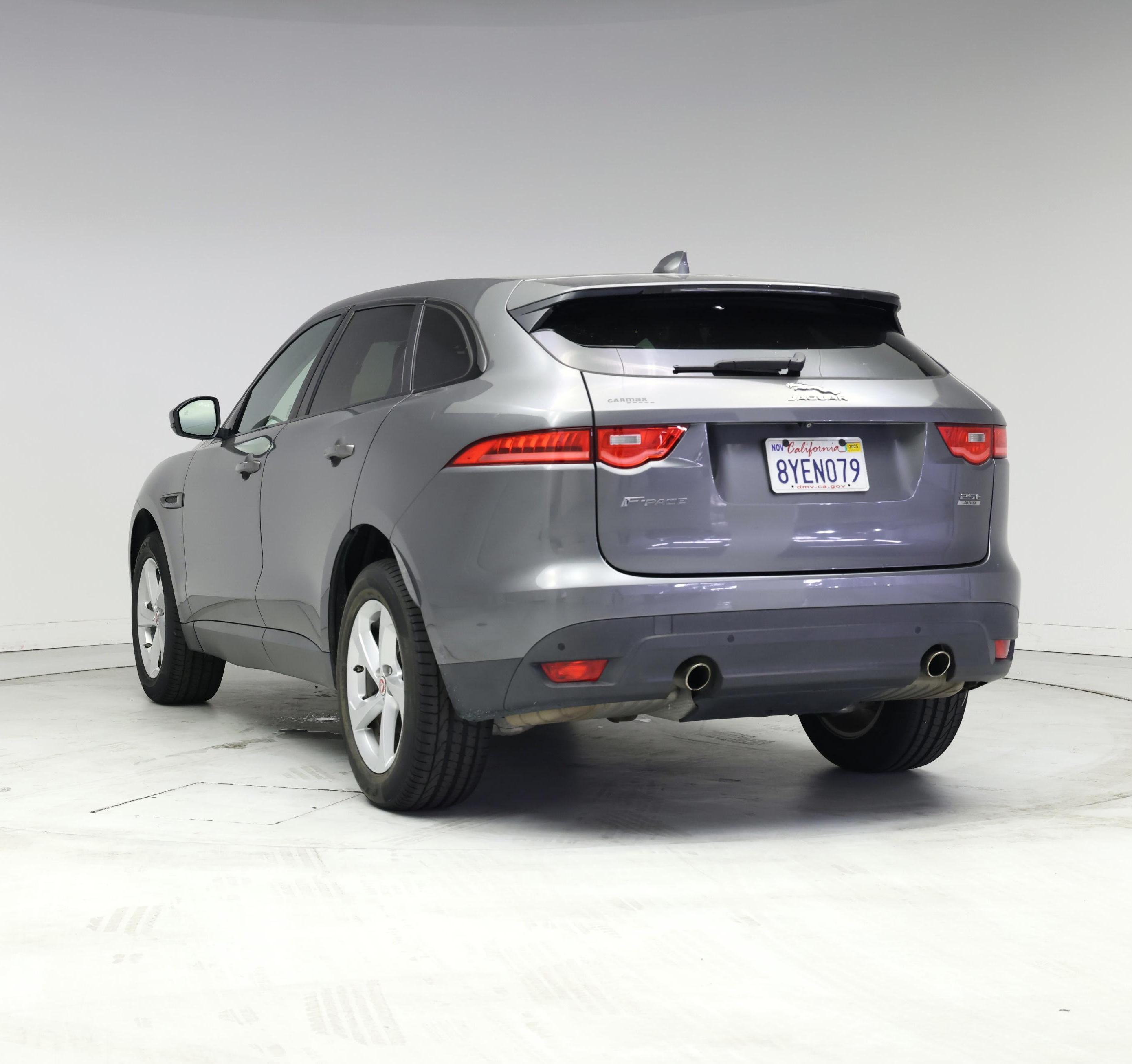 Thumbnail: 2019 Jaguar F-Pace - 2