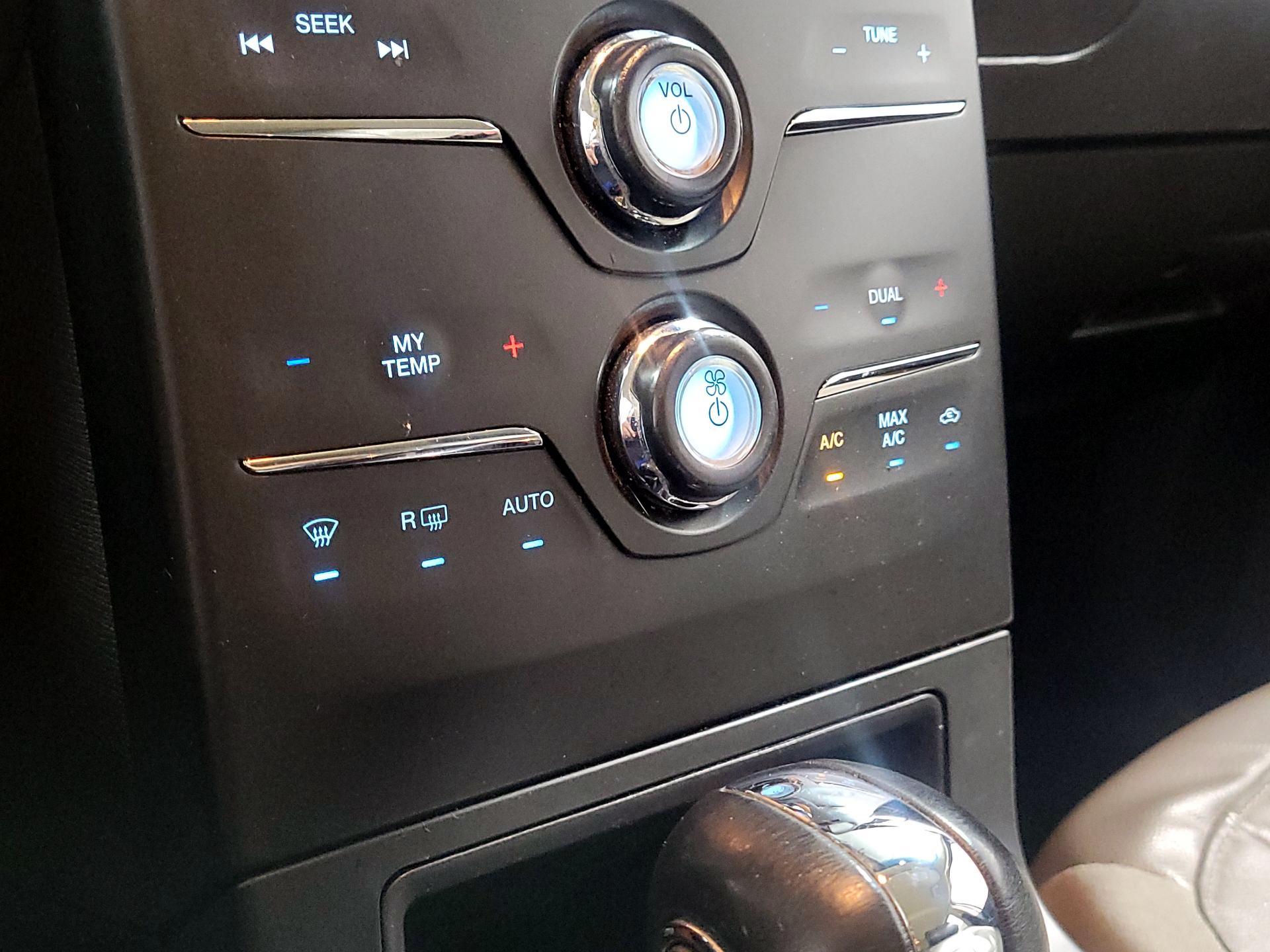 Thumbnail: 2016 Ford Flex - 14