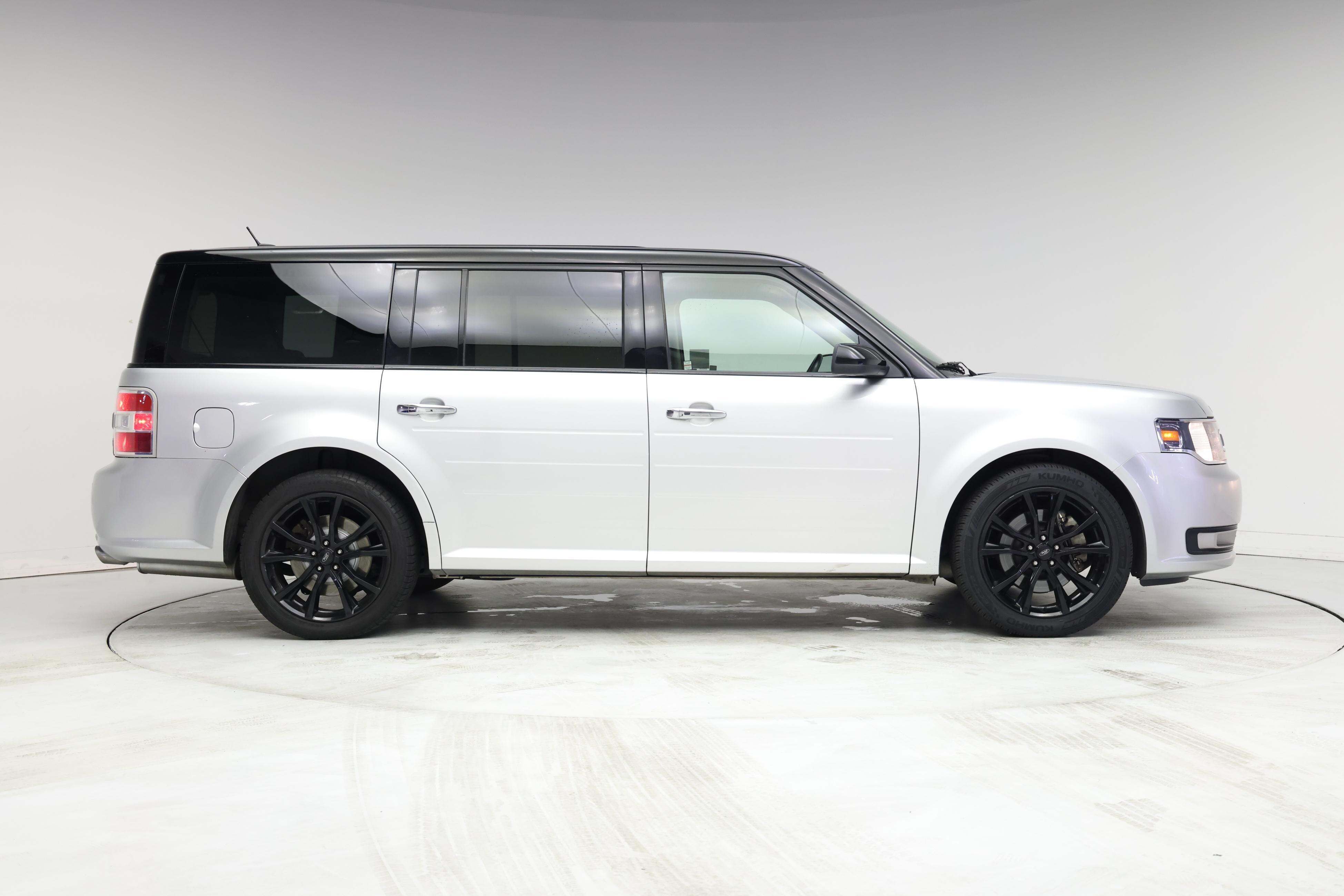 Thumbnail: 2016 Ford Flex - 7