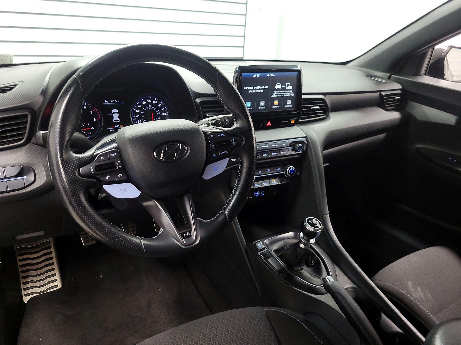 Thumbnail: 2019 Hyundai Veloster - 9
