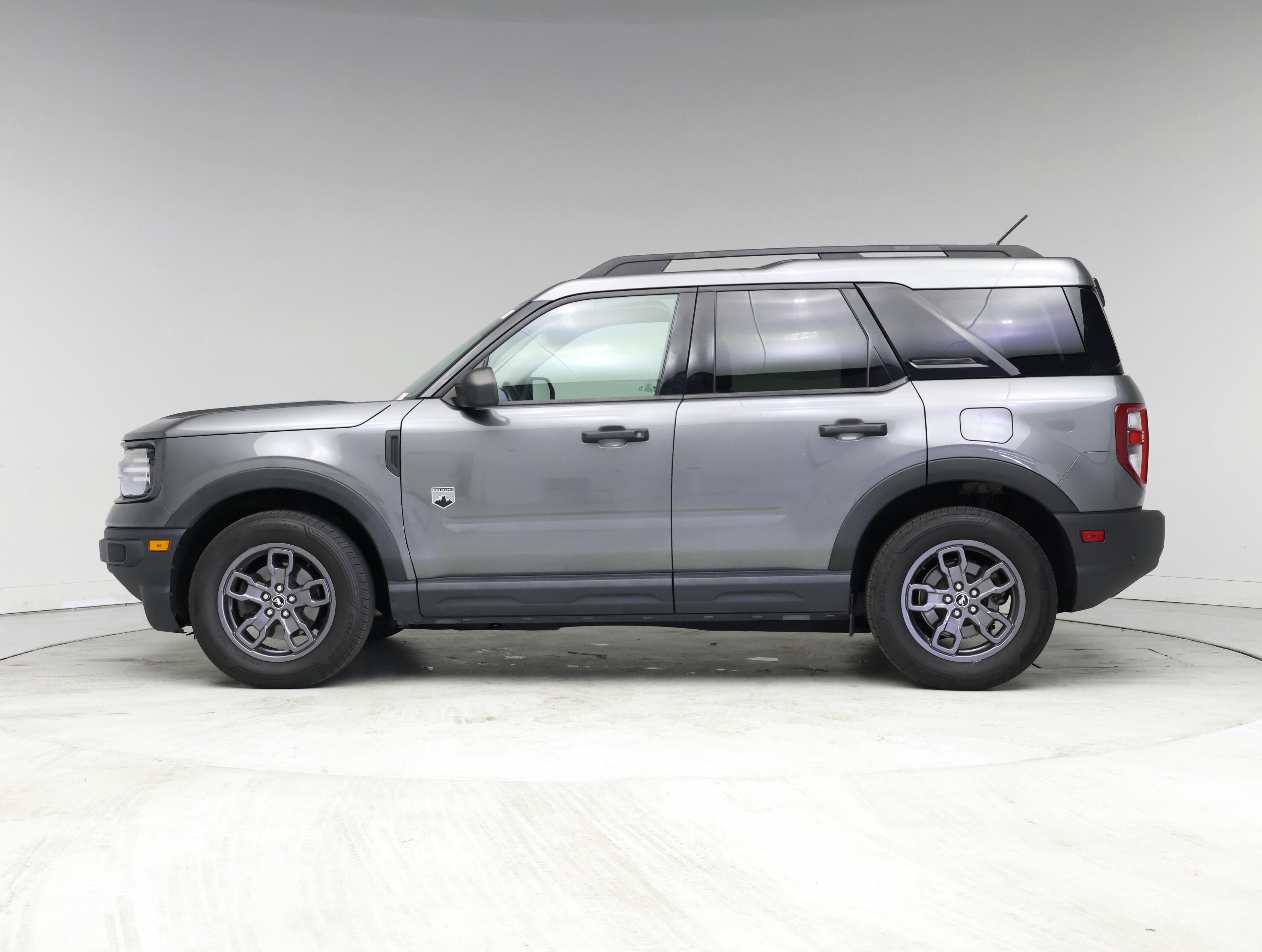 Thumbnail: 2021 Ford Bronco Sport - 3