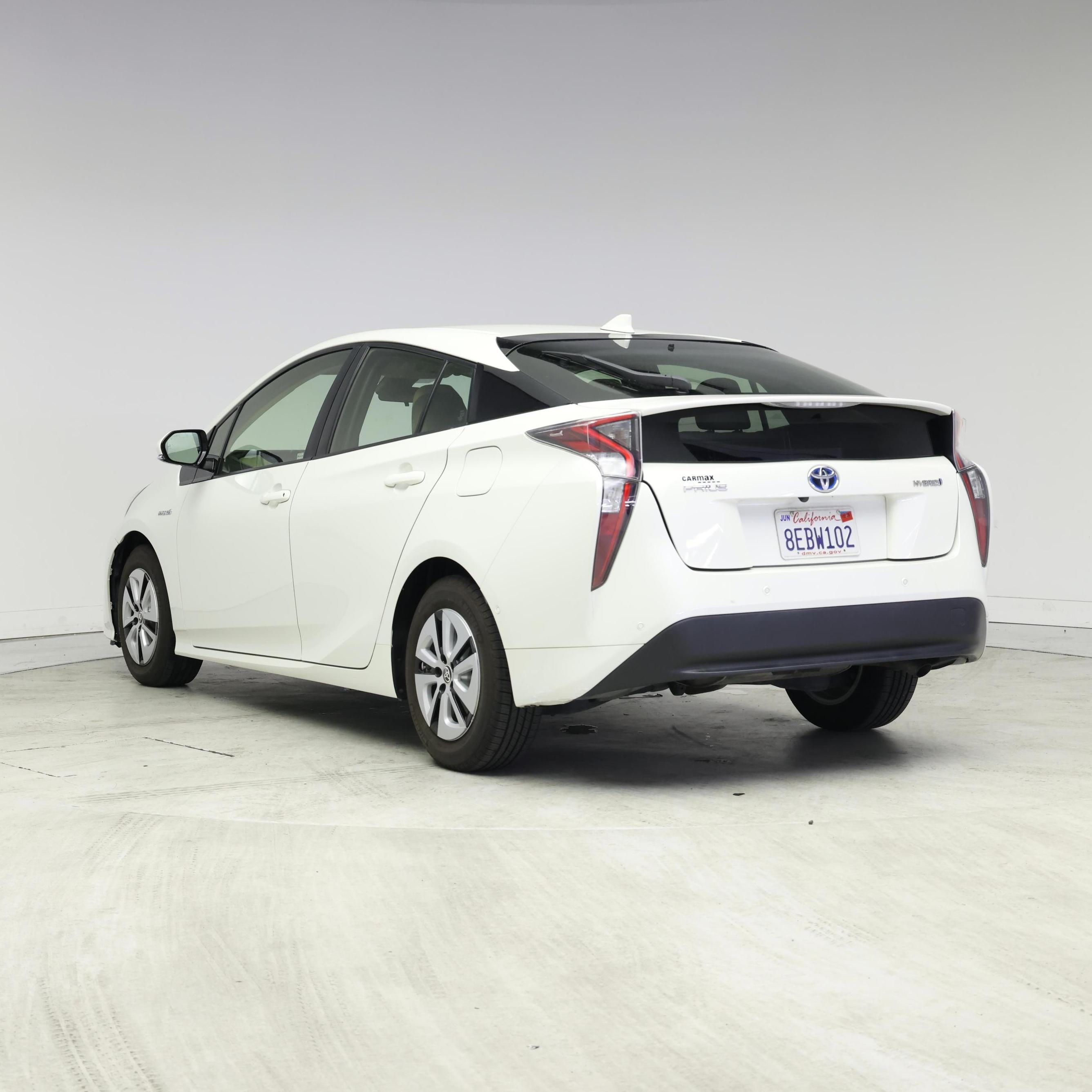 Thumbnail: 2018 Toyota Prius - 2