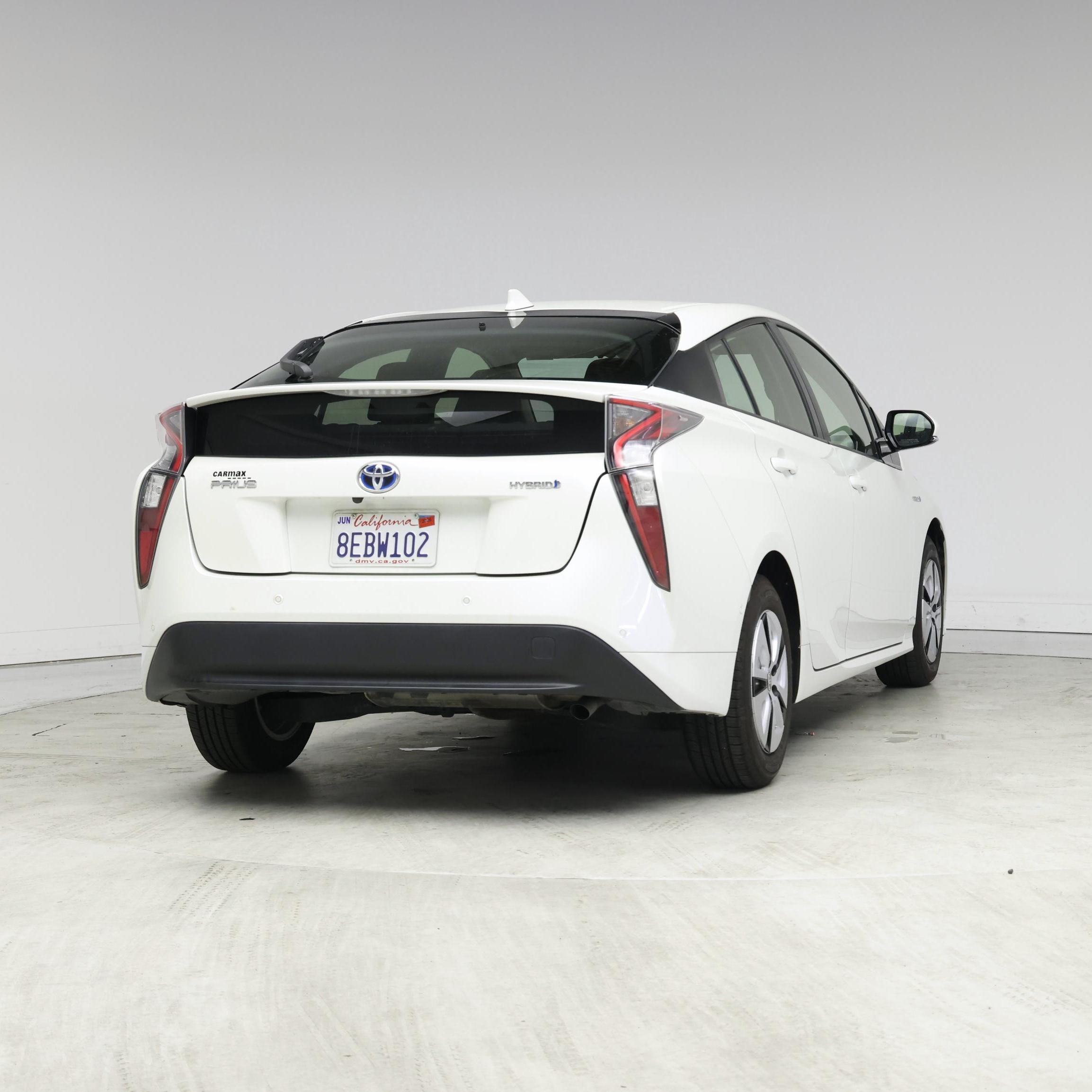 Thumbnail: 2018 Toyota Prius - 8