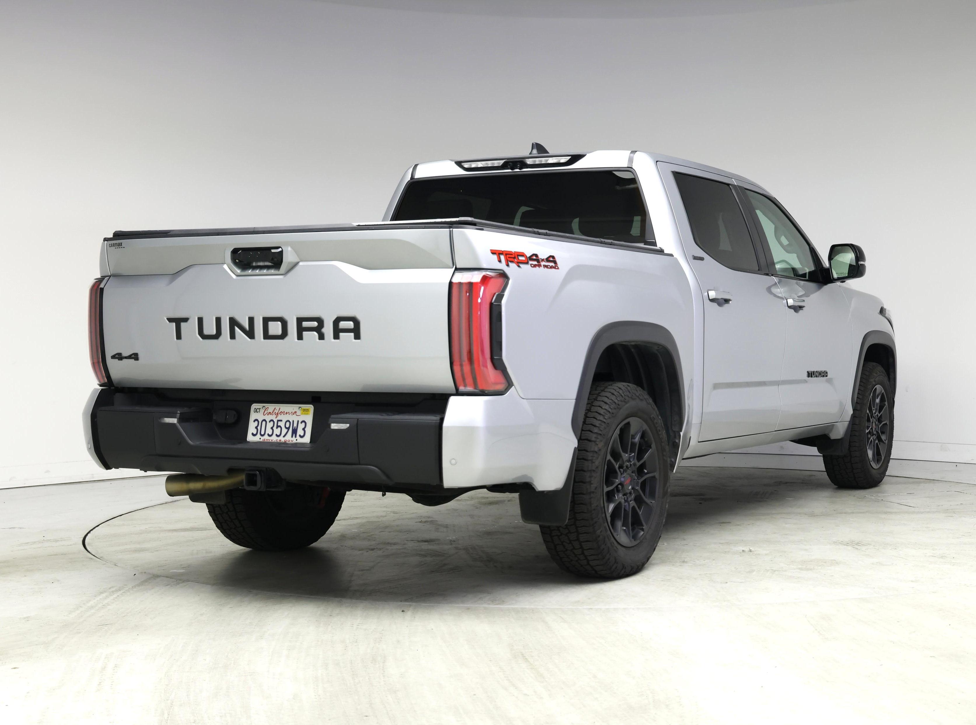 Thumbnail: 2024 Toyota Tundra - 8