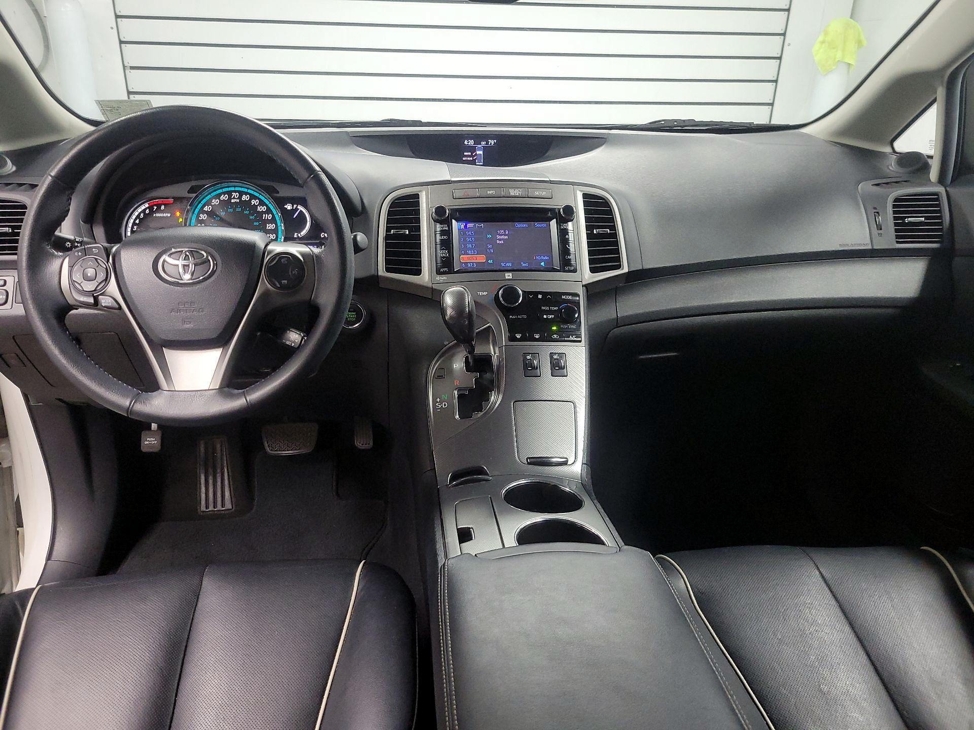 Thumbnail: 2013 Toyota Venza - 9
