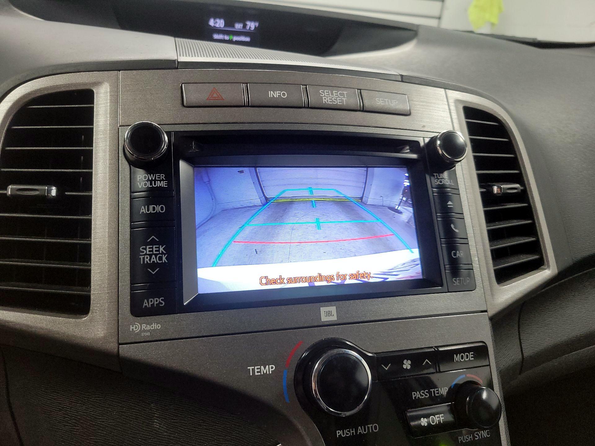 Thumbnail: 2013 Toyota Venza - 13