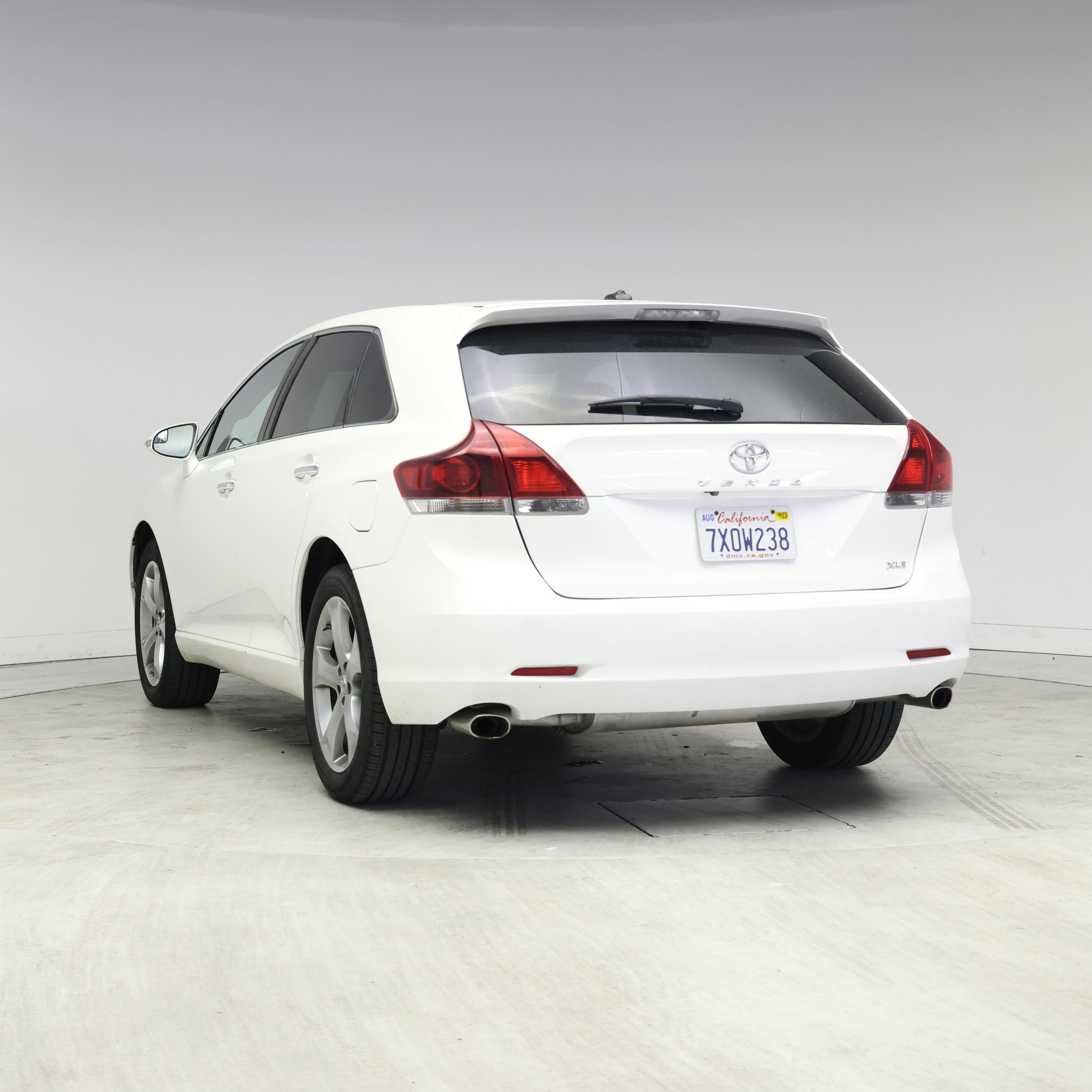 Thumbnail: 2013 Toyota Venza - 2