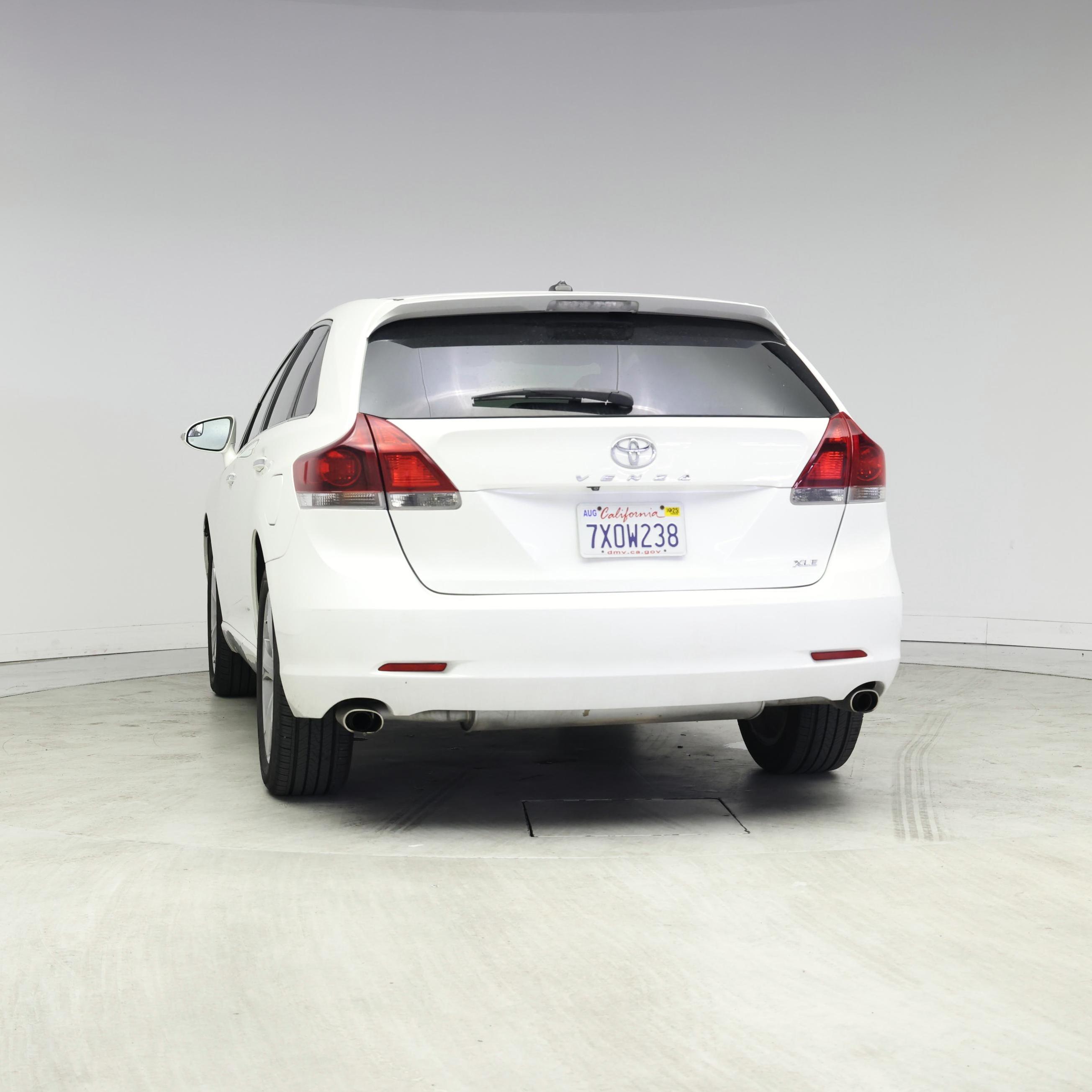 Thumbnail: 2013 Toyota Venza - 6