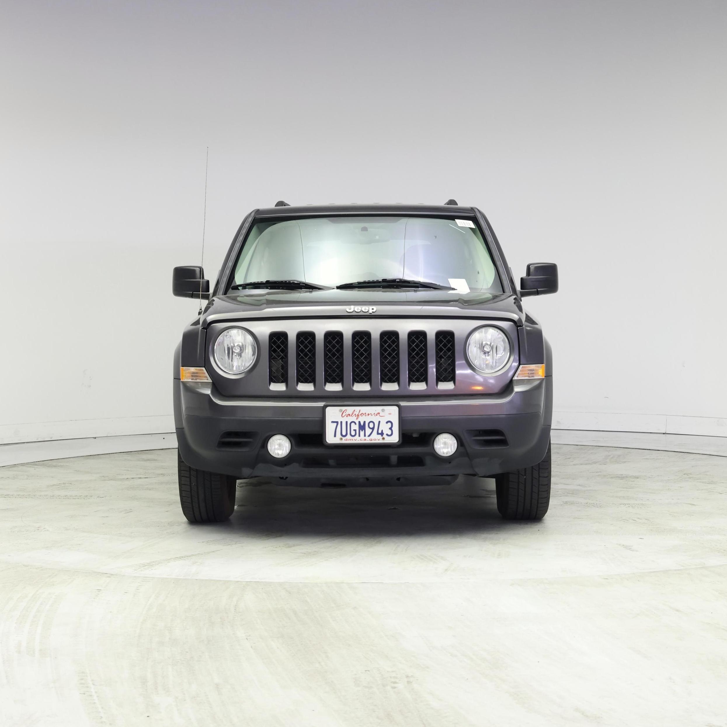 Thumbnail: 2016 Jeep Patriot - 5