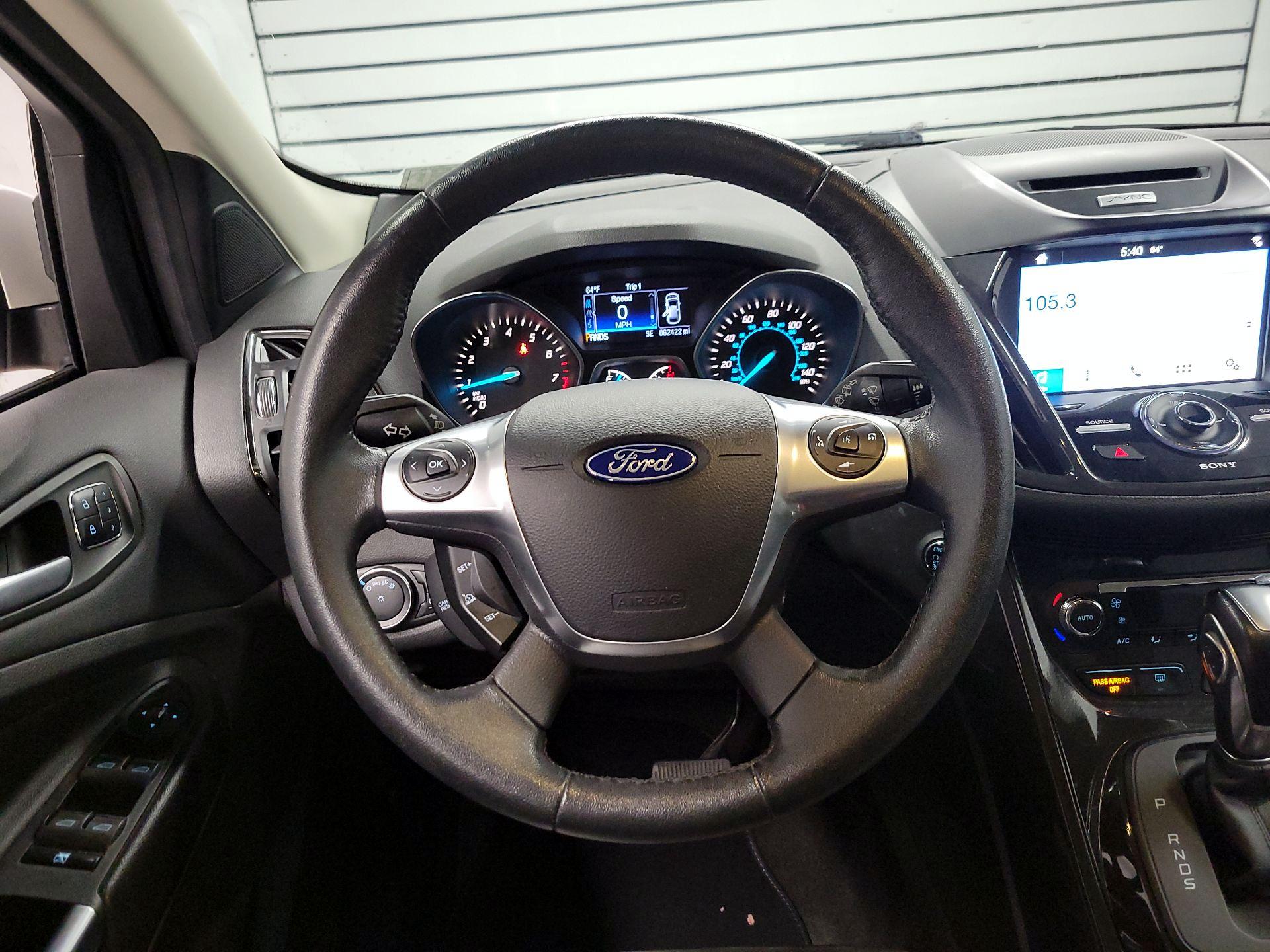 Thumbnail: 2016 Ford Escape - 10