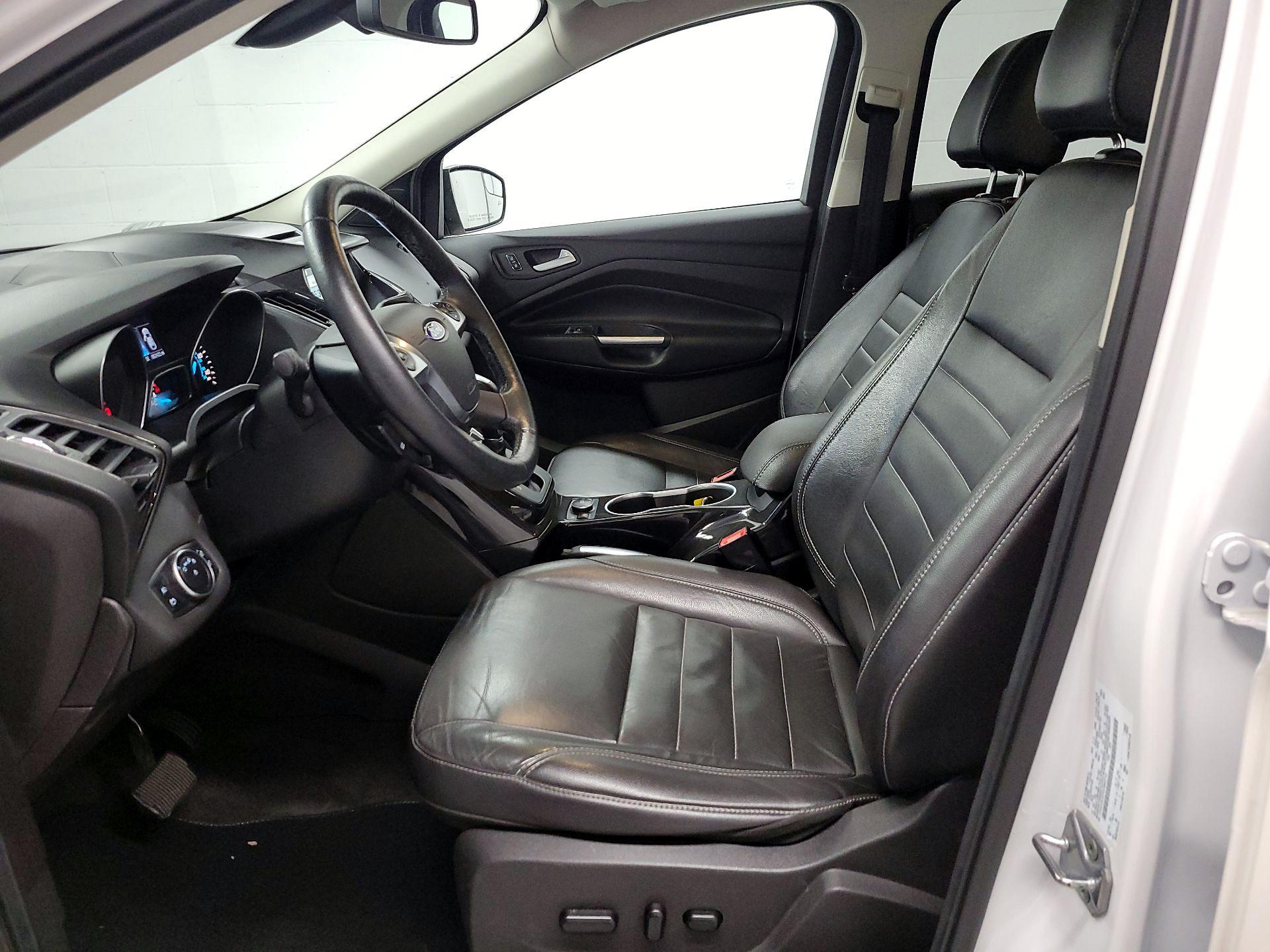 Thumbnail: 2016 Ford Escape - 11