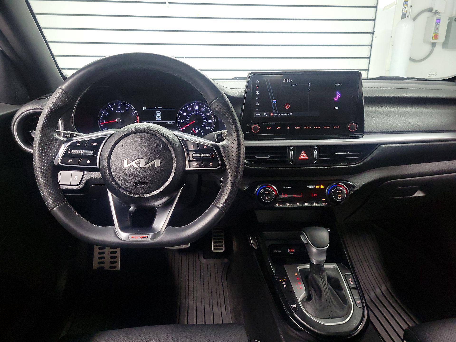 Thumbnail: 2023 Kia Forte - 9