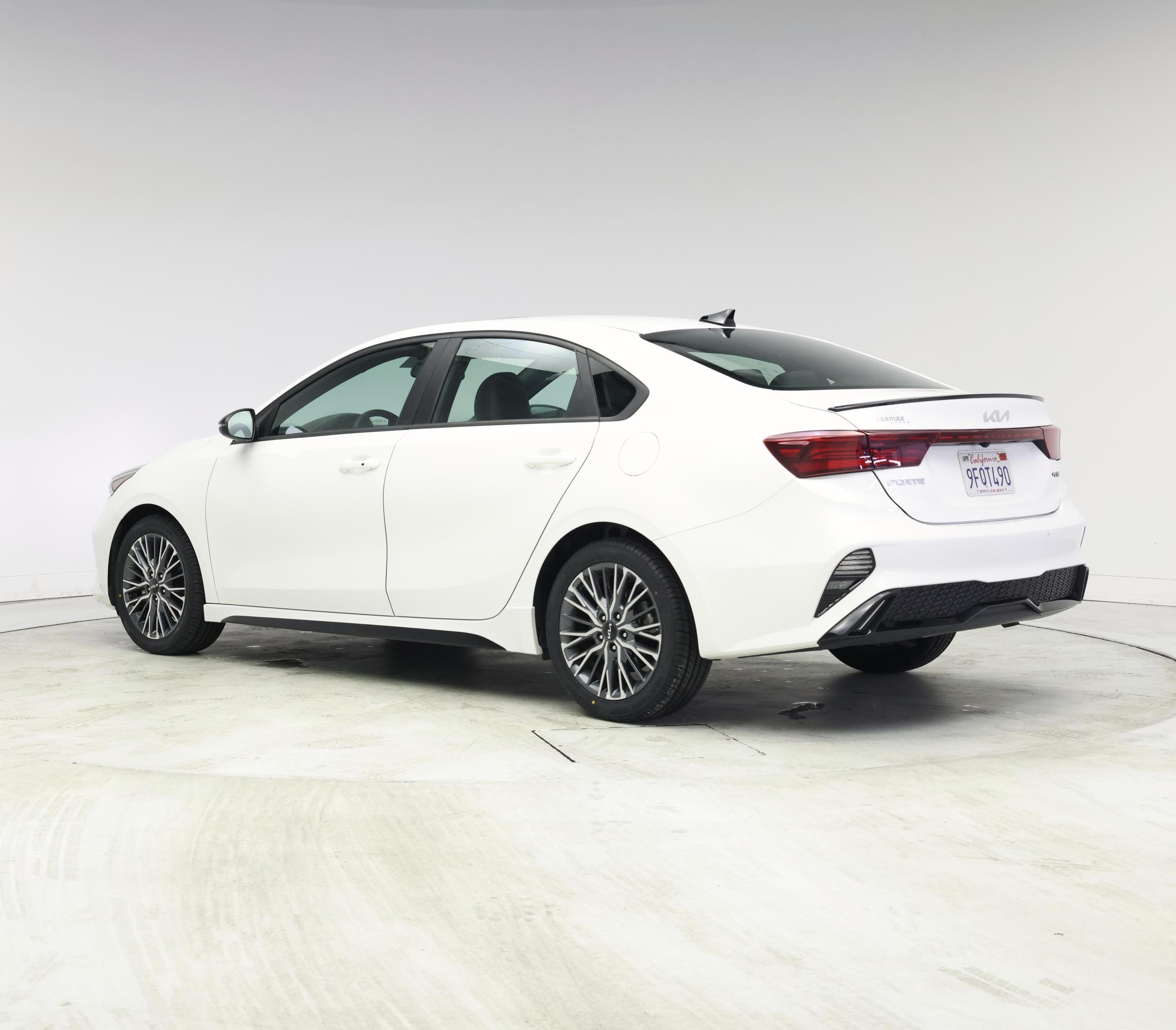 Thumbnail: 2023 Kia Forte - 2