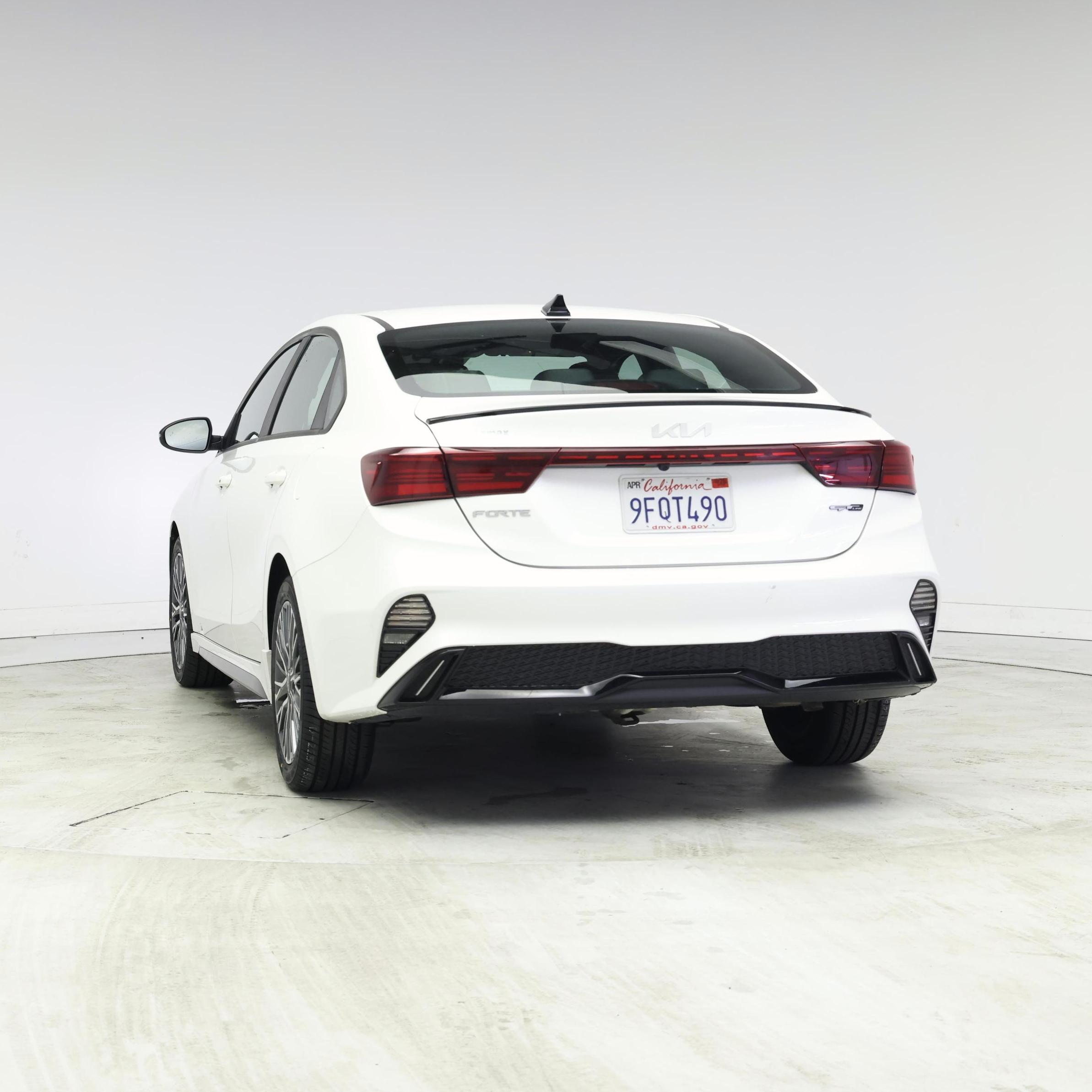 Thumbnail: 2023 Kia Forte - 6