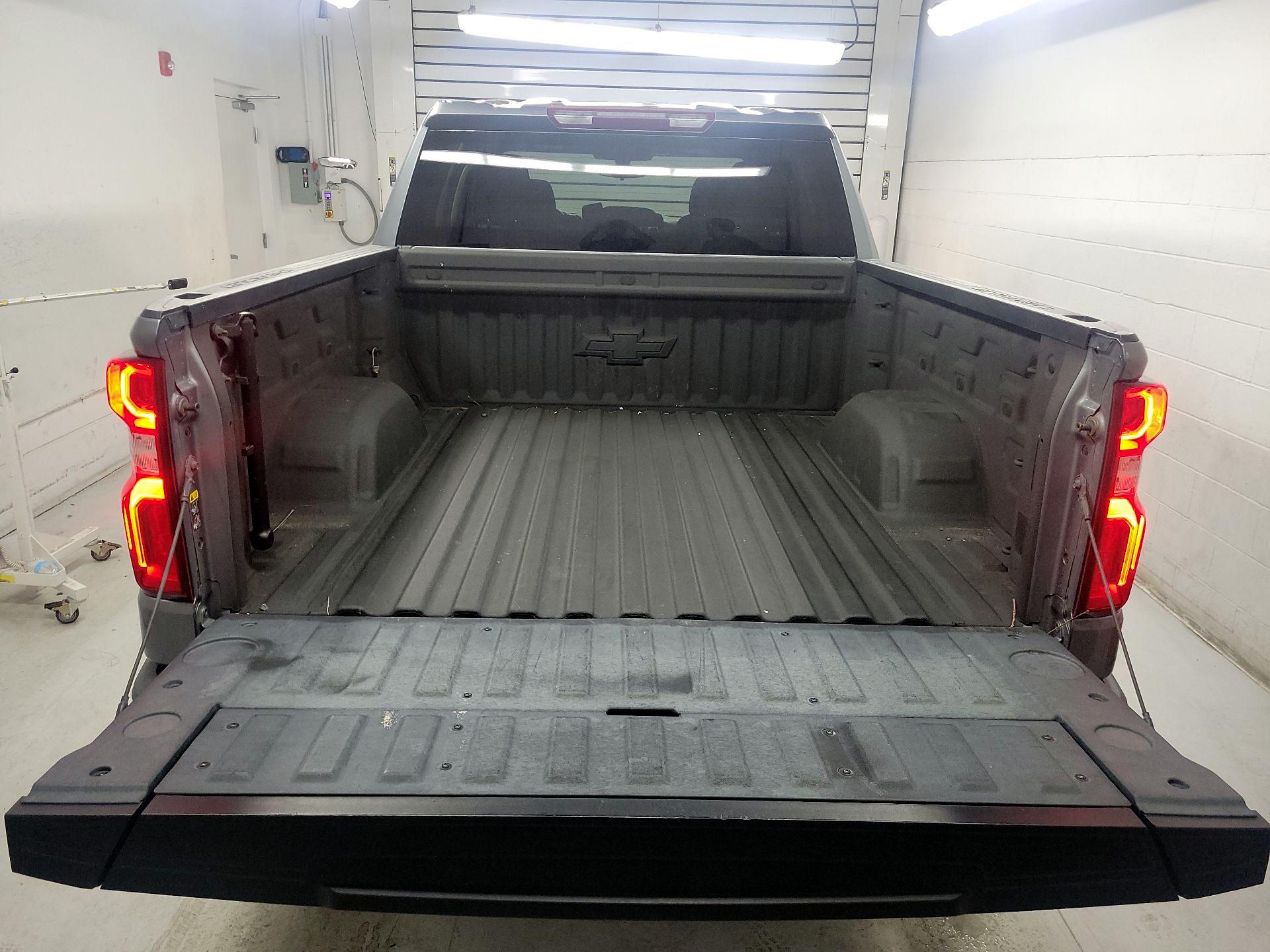 Thumbnail: 2021 Chevrolet Silverado 1500 - 20