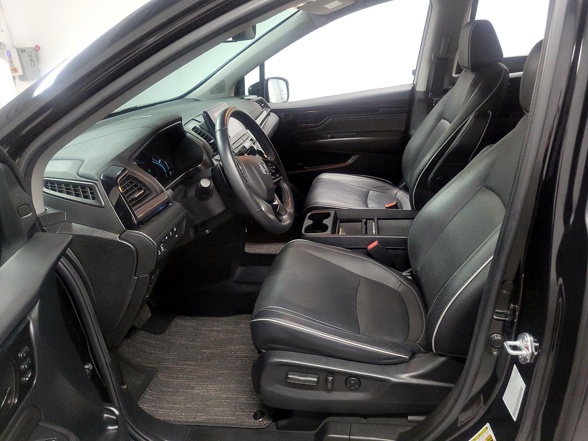 Thumbnail: 2023 Honda Odyssey - 11