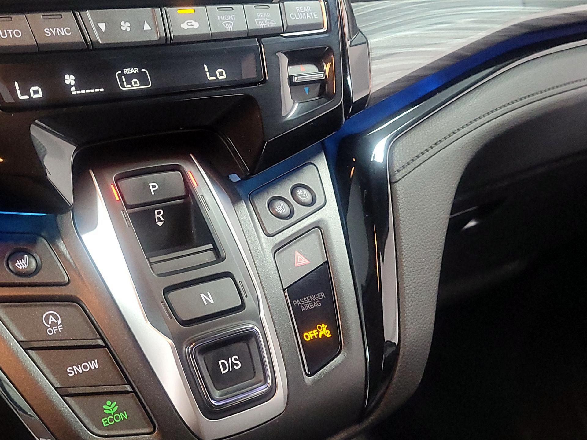 Thumbnail: 2023 Honda Odyssey - 16
