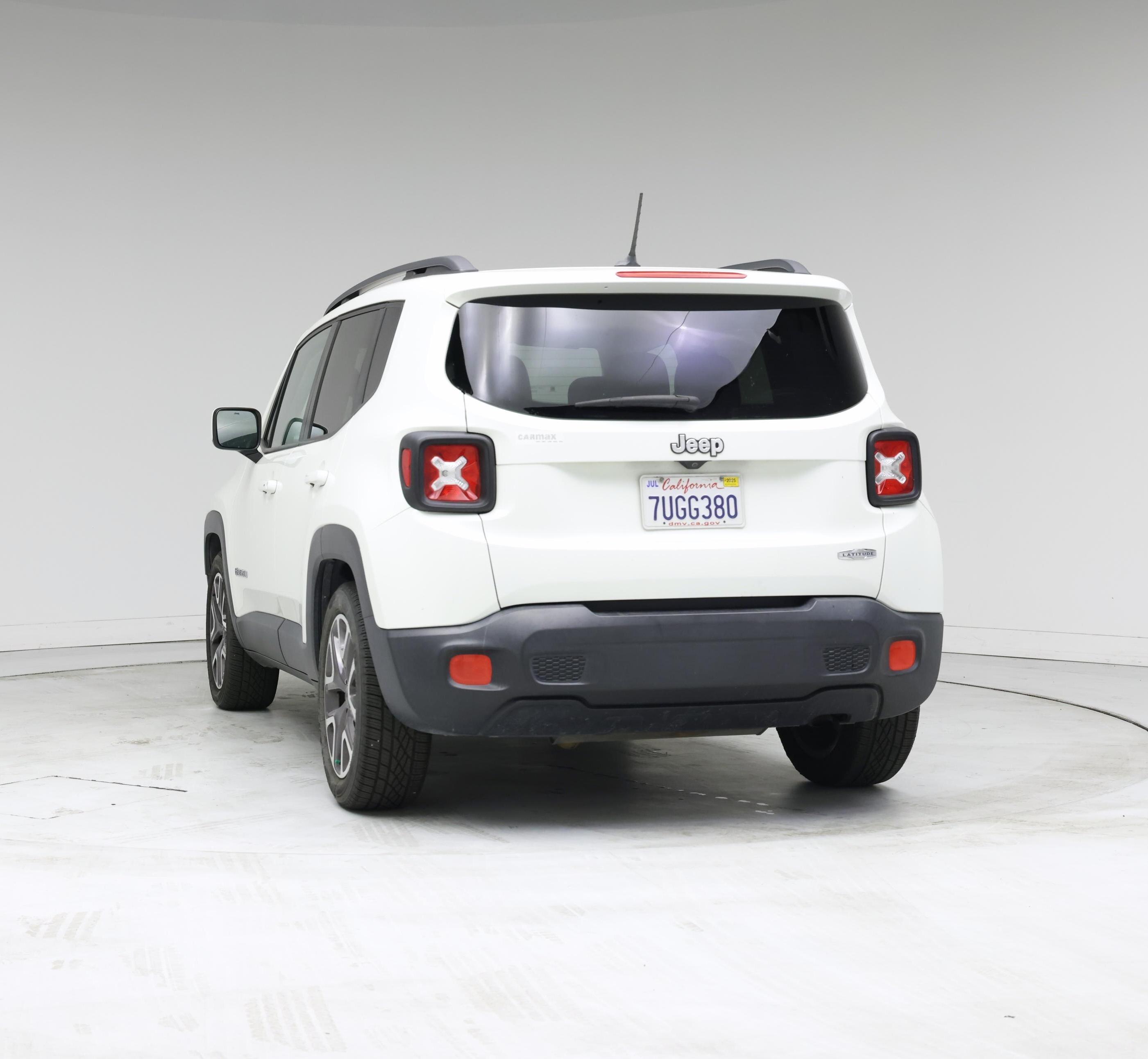 Thumbnail: 2016 Jeep Renegade - 6