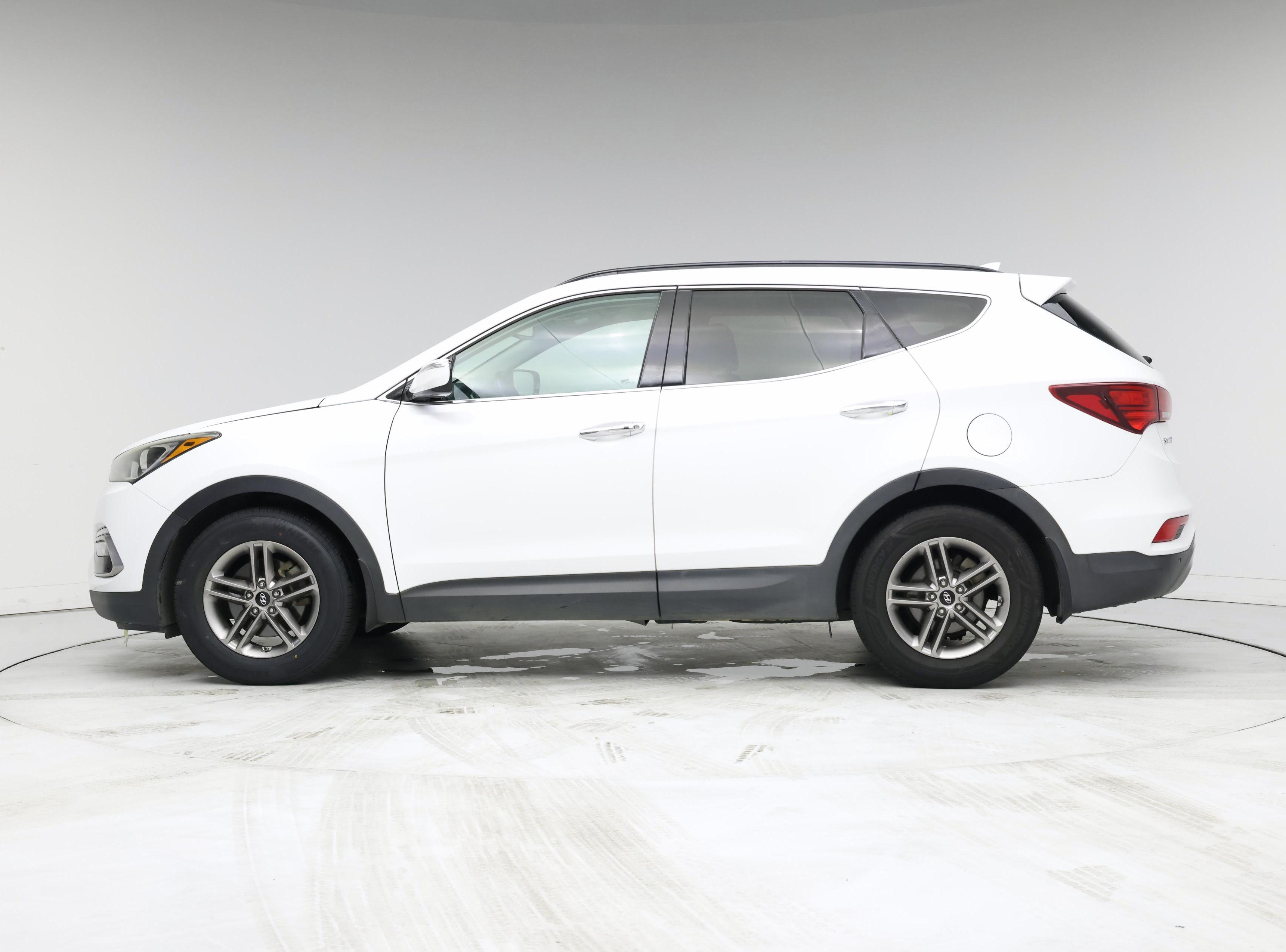 Thumbnail: 2017 Hyundai Santa Fe - 3