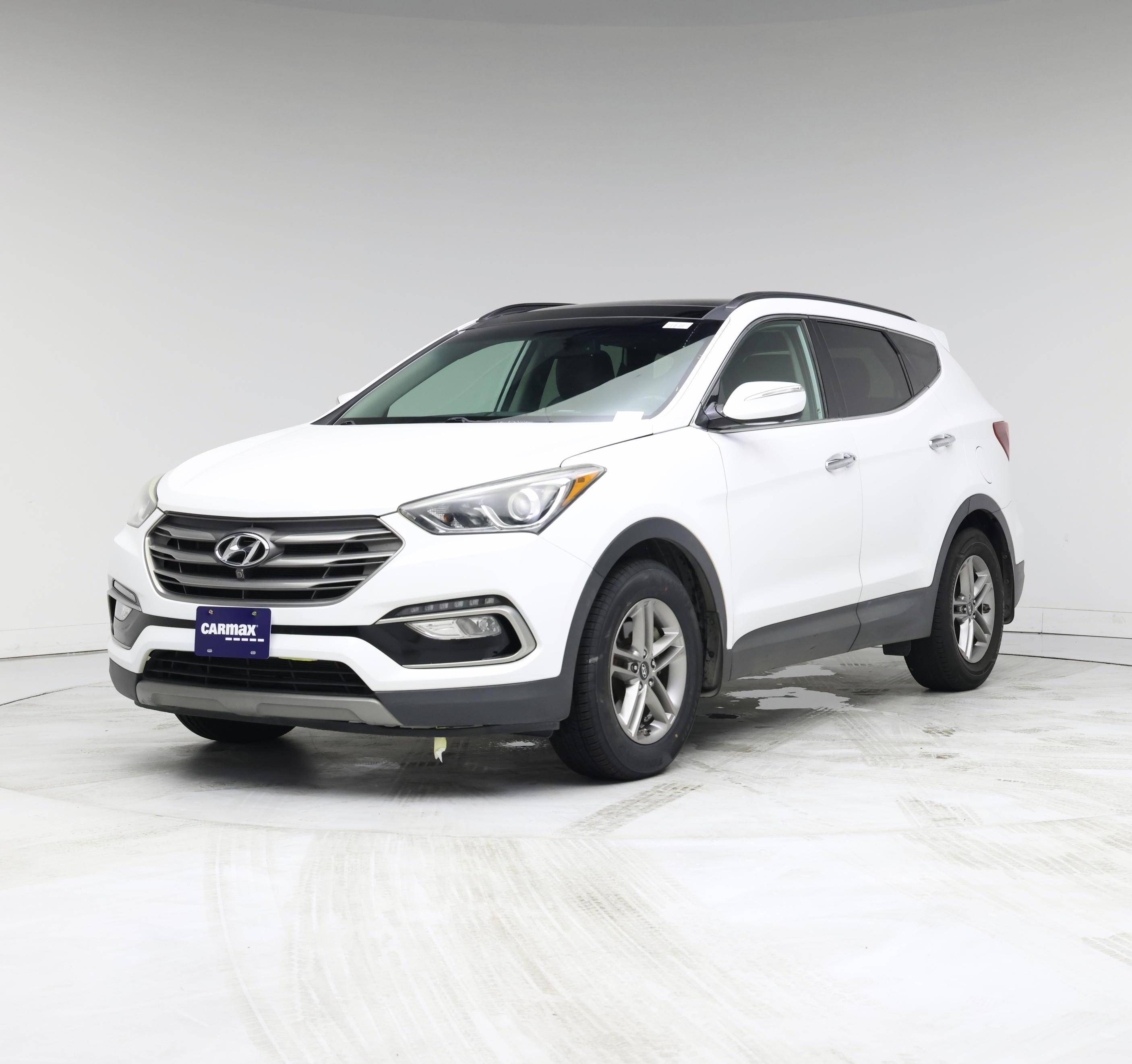 Thumbnail: 2017 Hyundai Santa Fe - 4