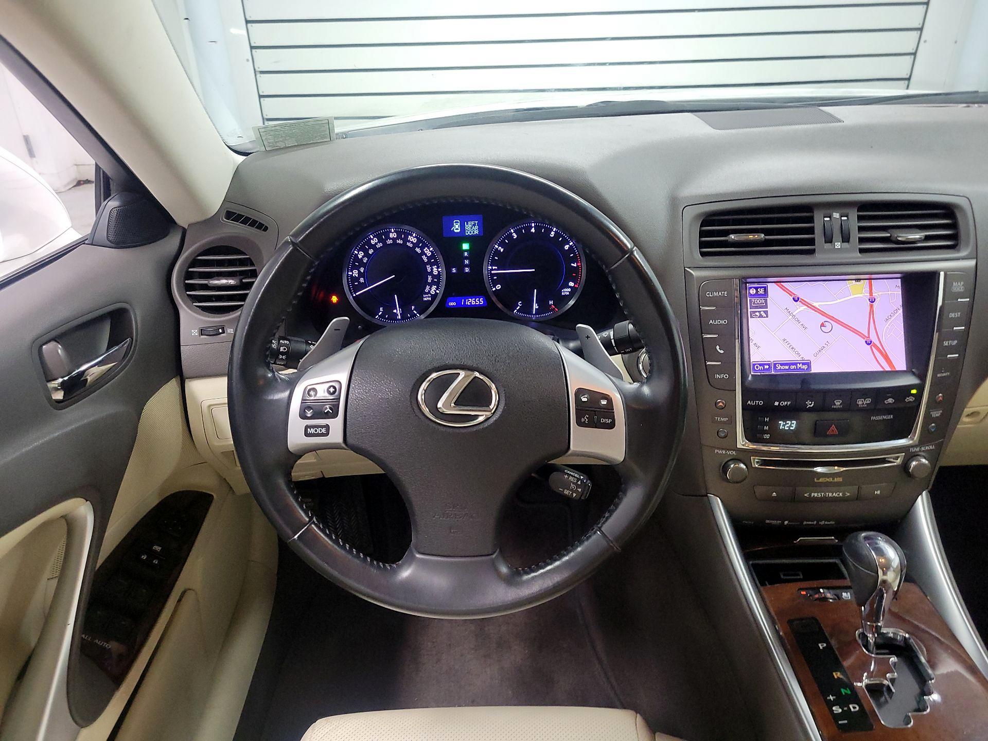 Thumbnail: 2013 Lexus IS - 10