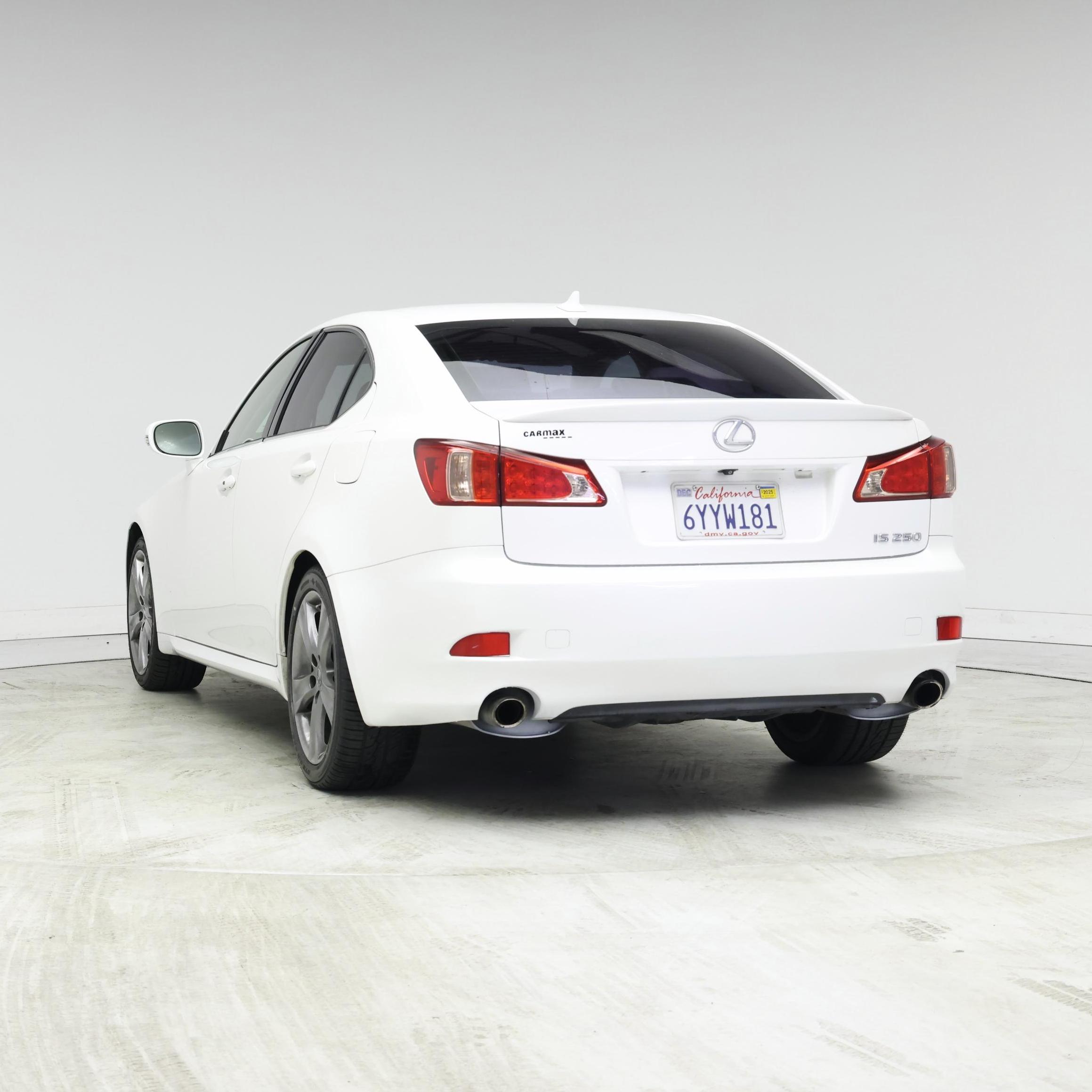 Thumbnail: 2013 Lexus IS - 2