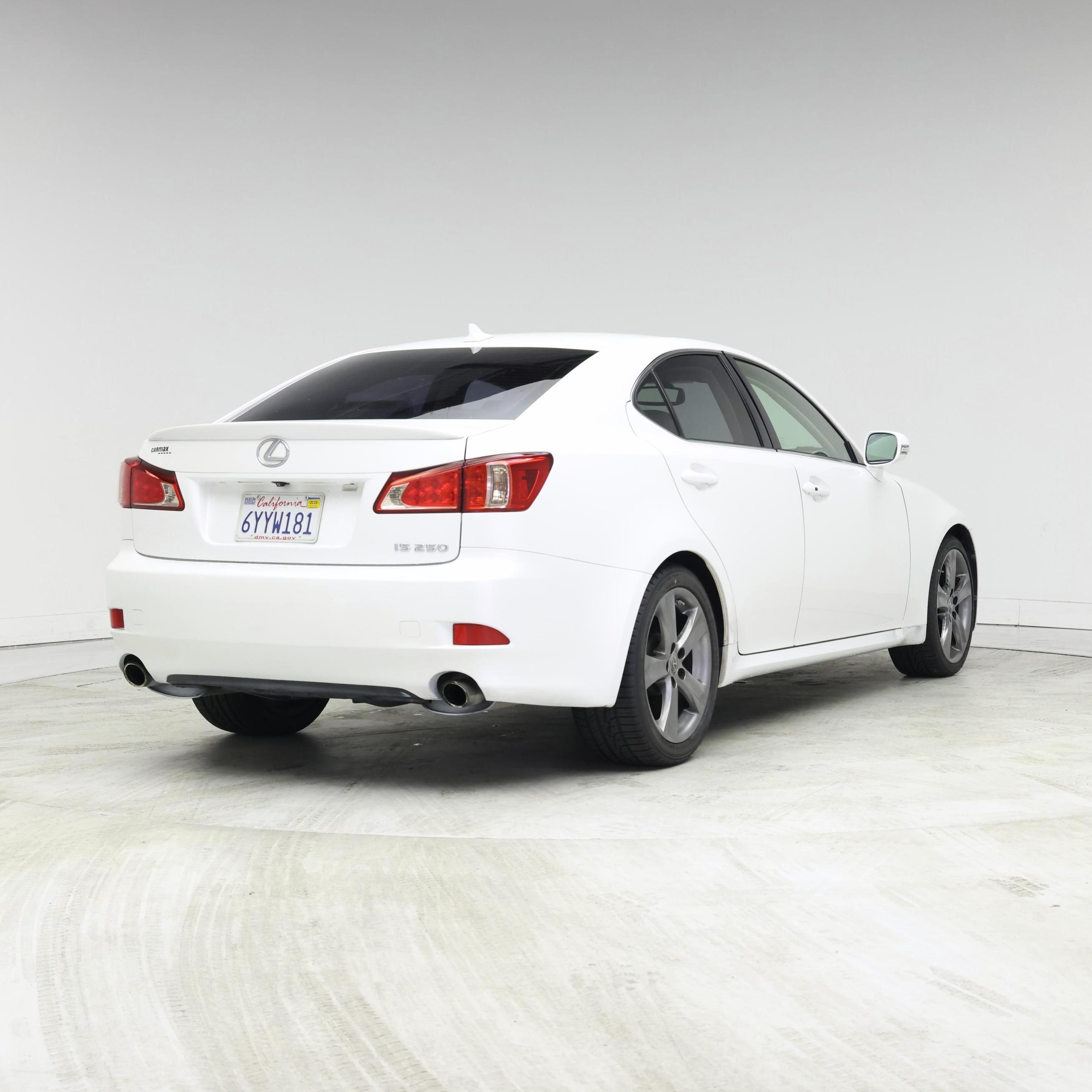Thumbnail: 2013 Lexus IS - 8