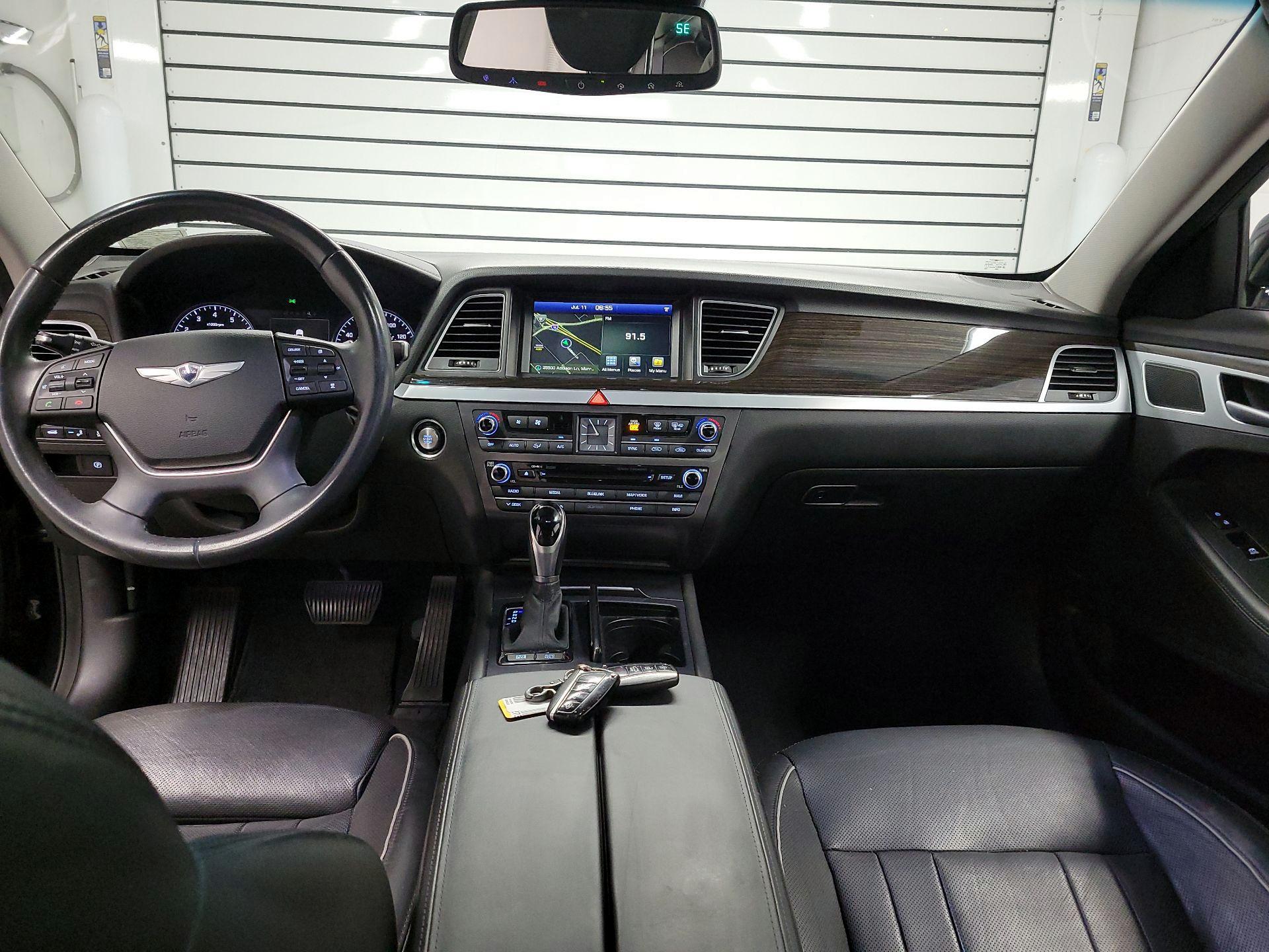 Thumbnail: 2015 Hyundai Genesis - 9