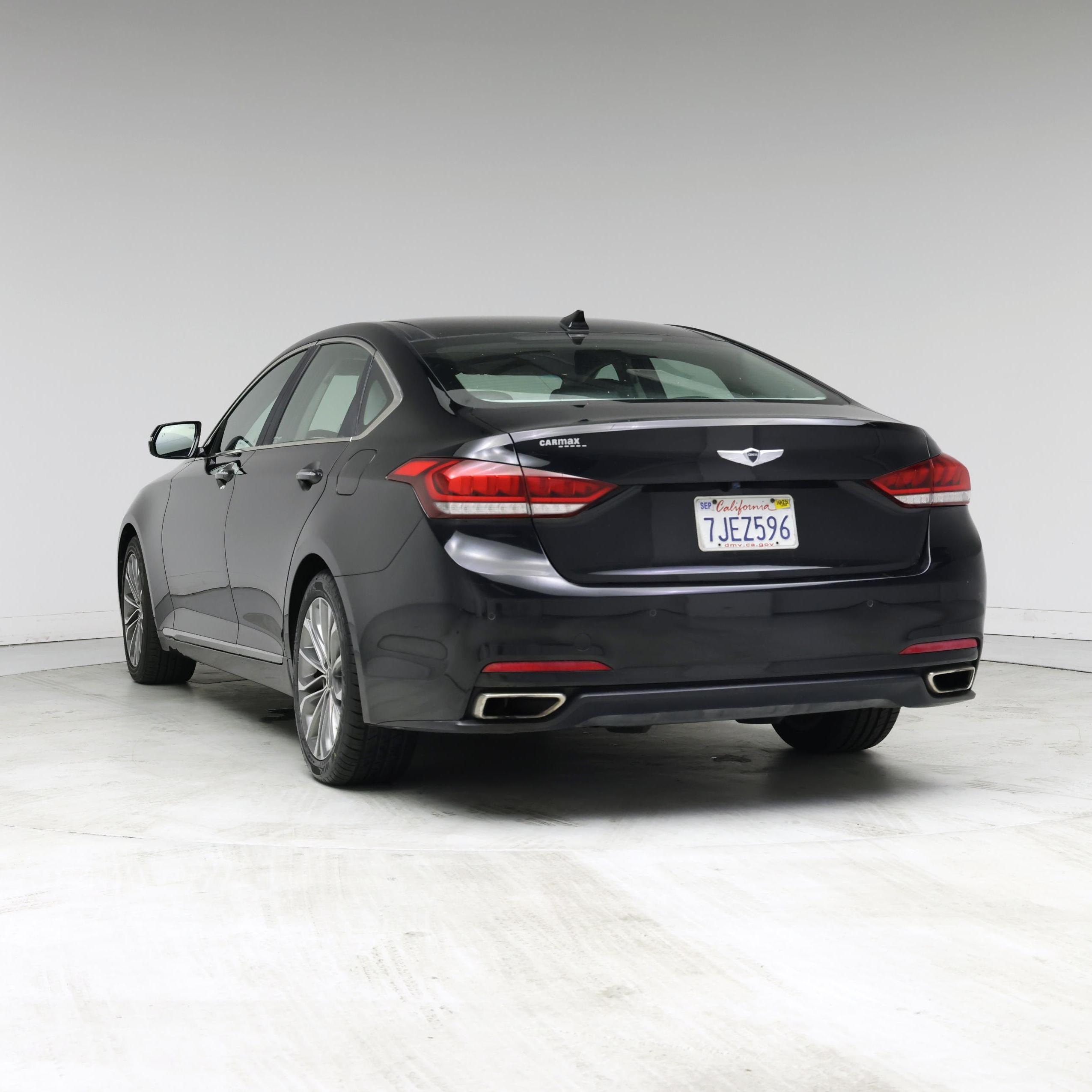 Thumbnail: 2015 Hyundai Genesis - 2