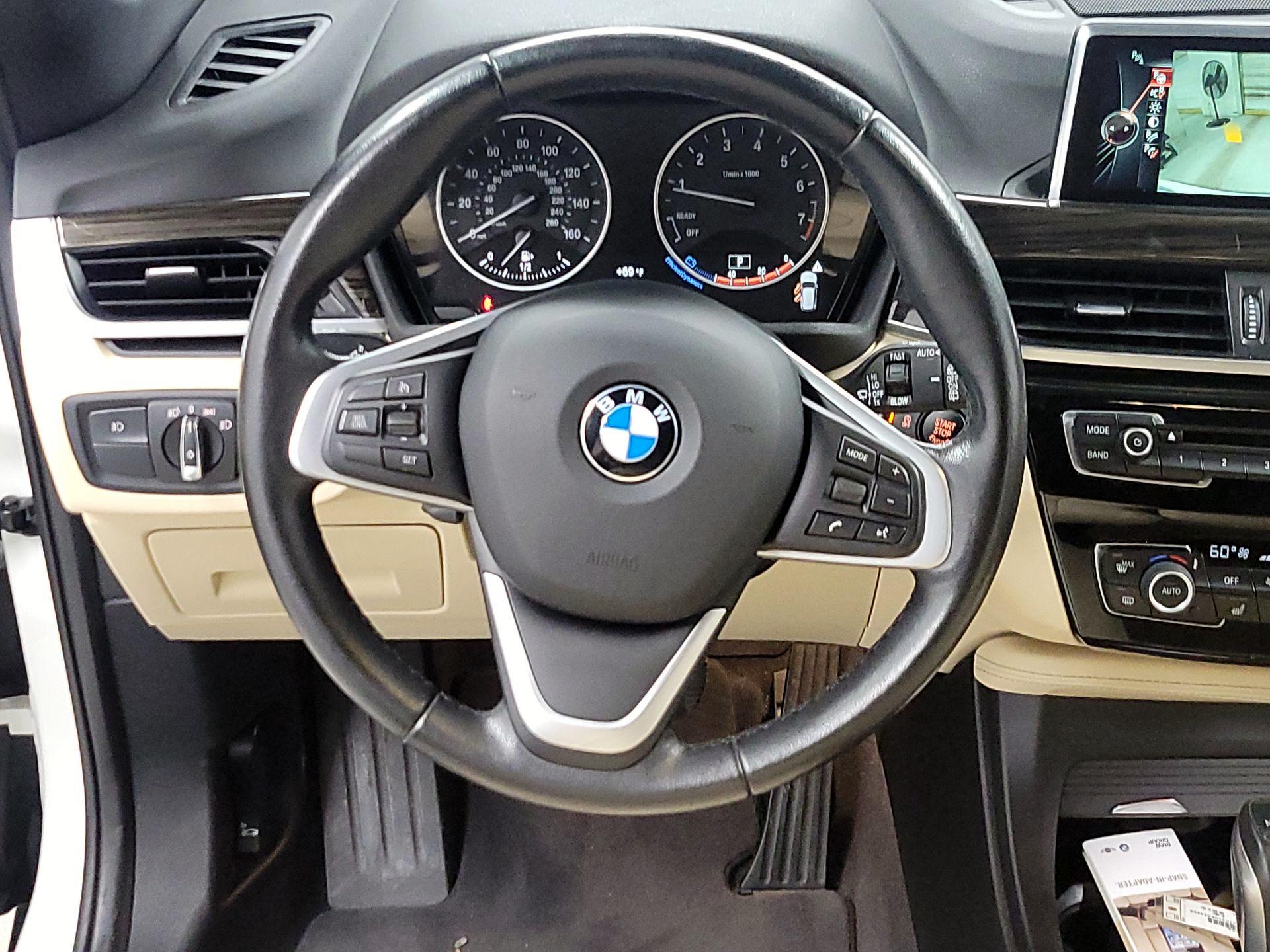Thumbnail: 2017 BMW X1 - 10