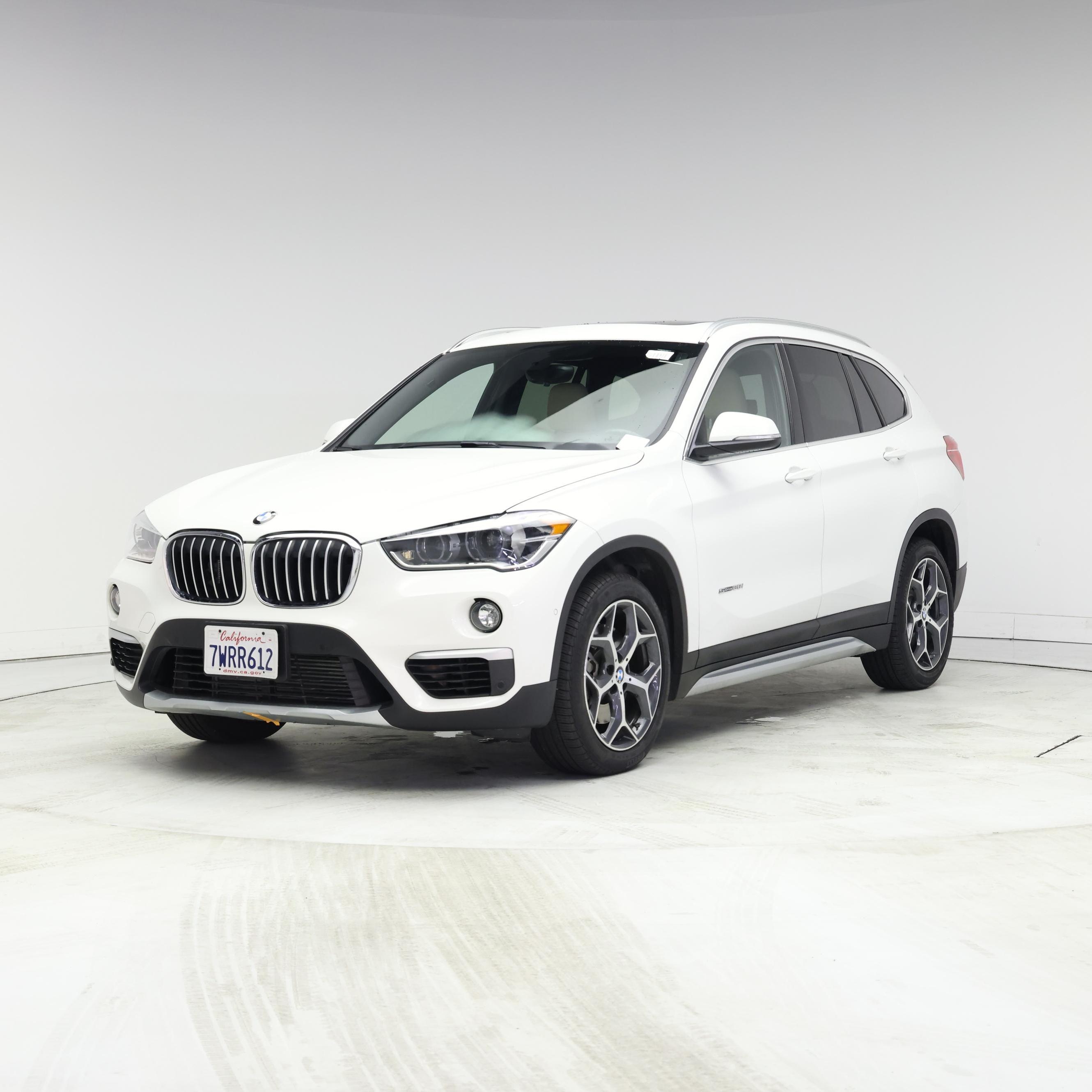 Thumbnail: 2017 BMW X1 - 4