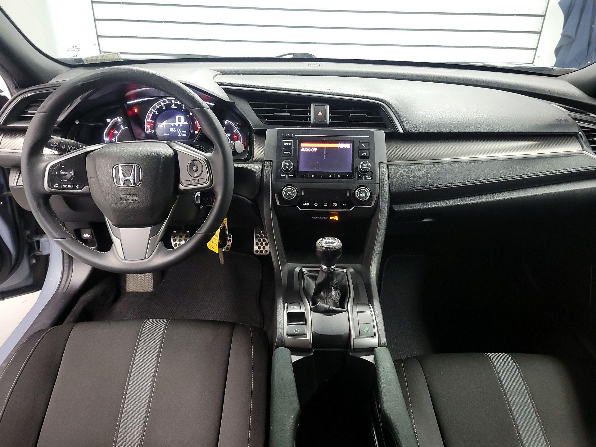 Thumbnail: 2017 Honda Civic - 9