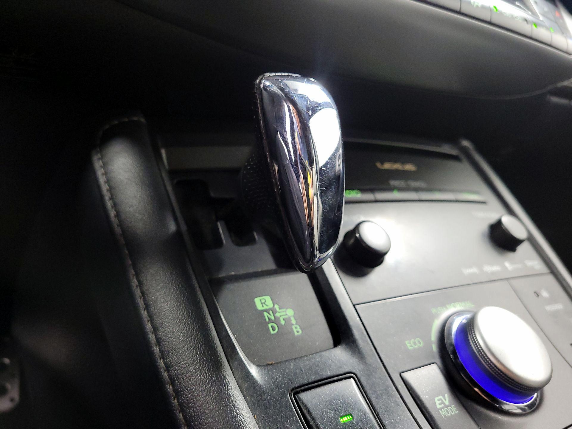 Thumbnail: 2013 Lexus CT - 17