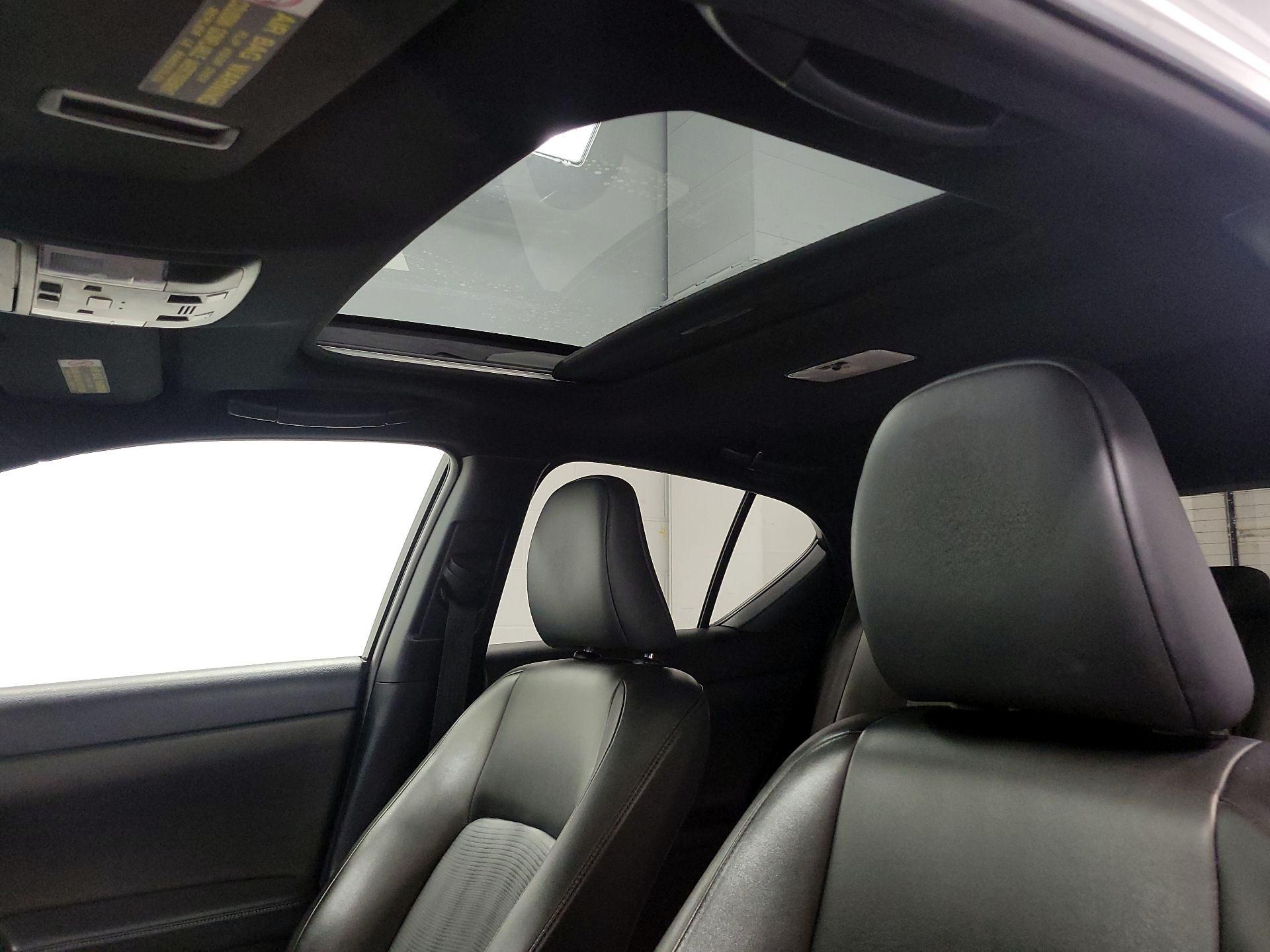 Thumbnail: 2013 Lexus CT - 18