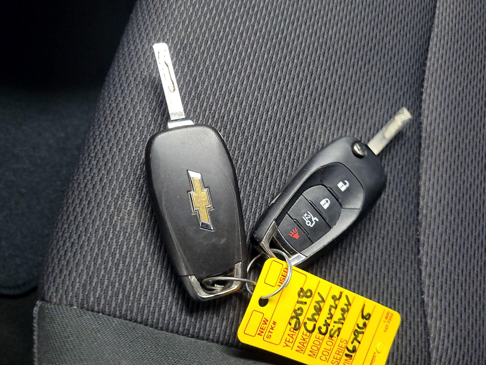 Thumbnail: 2018 Chevrolet Cruze - 19