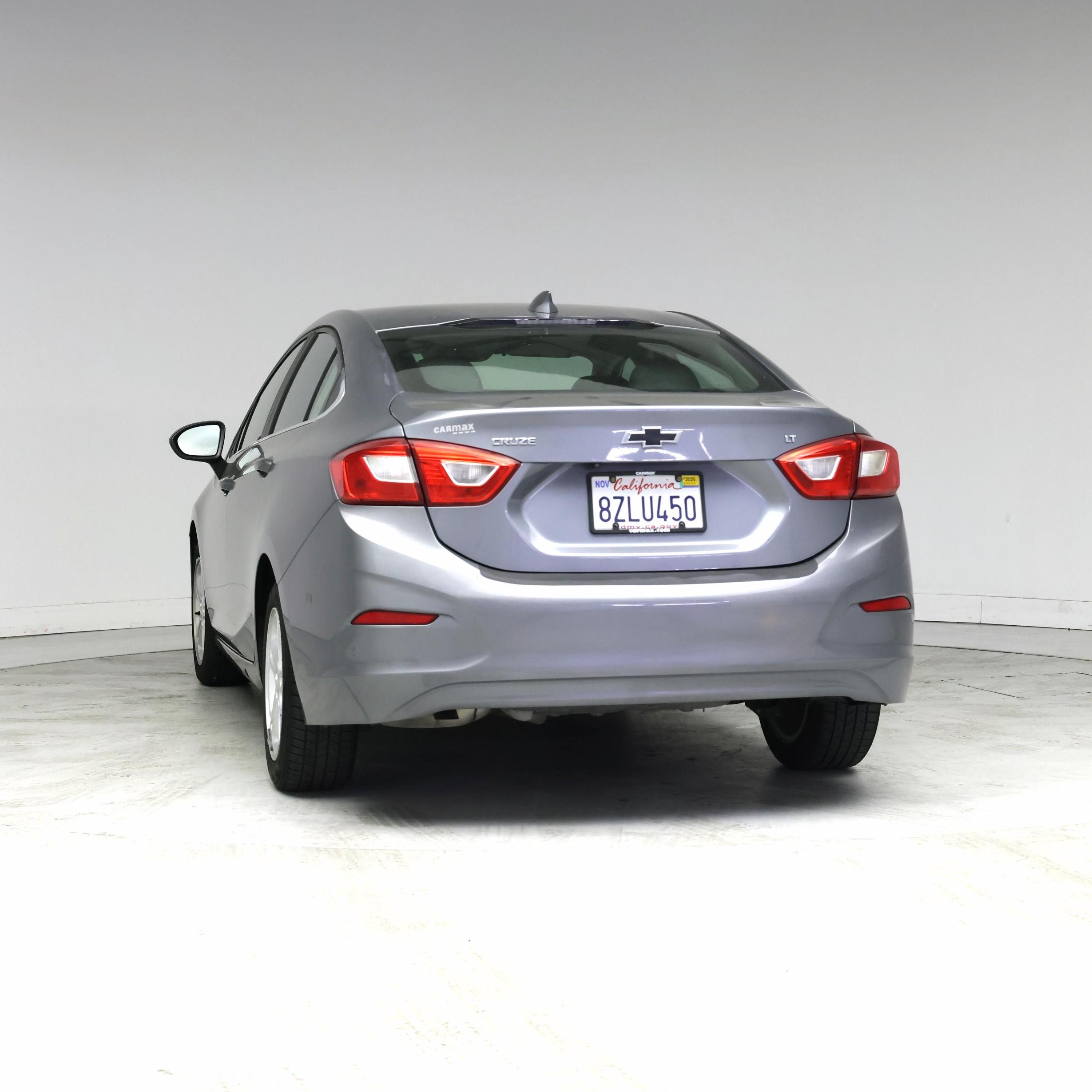 Thumbnail: 2018 Chevrolet Cruze - 6