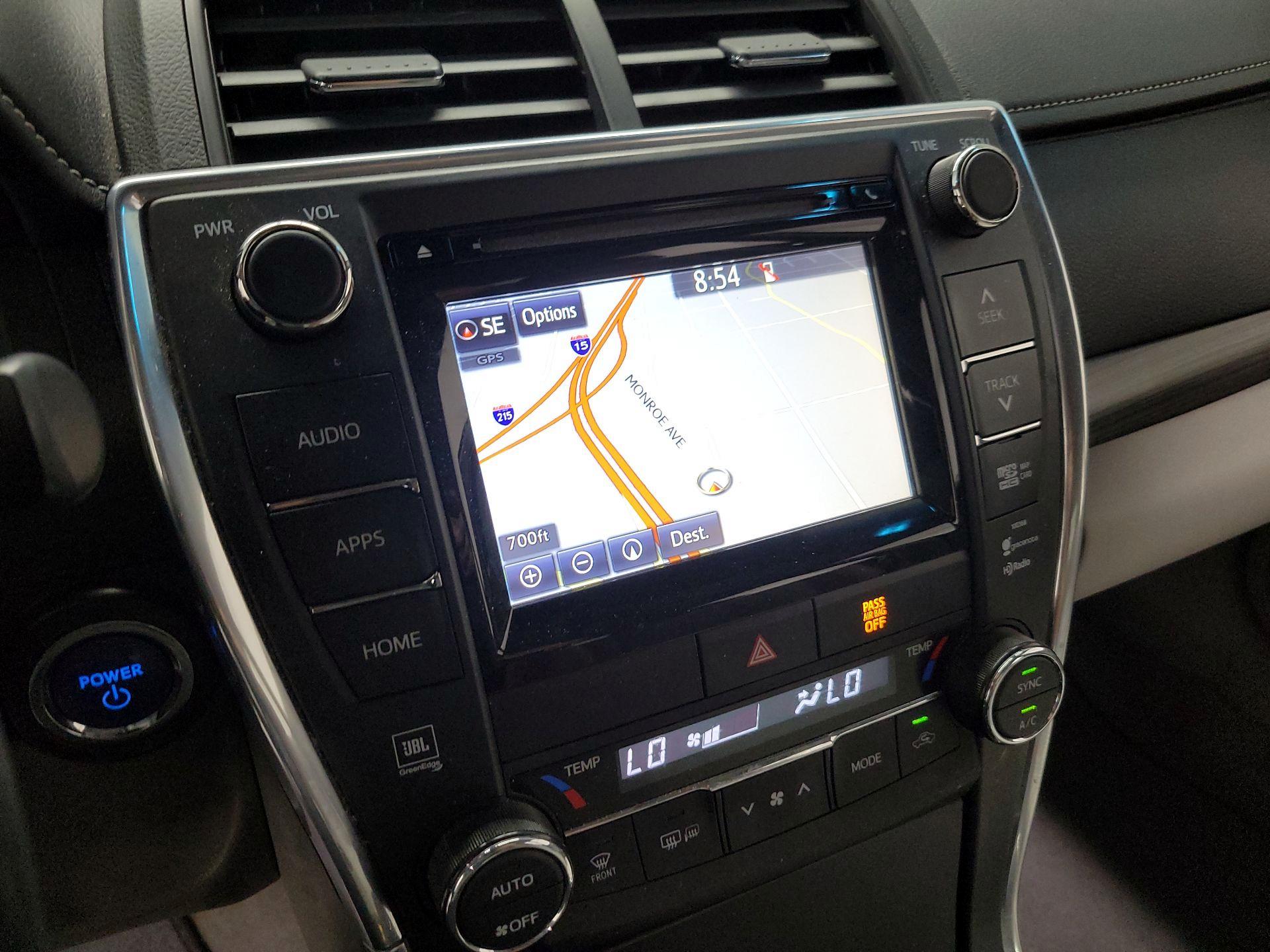 Thumbnail: 2015 Toyota Camry - 14