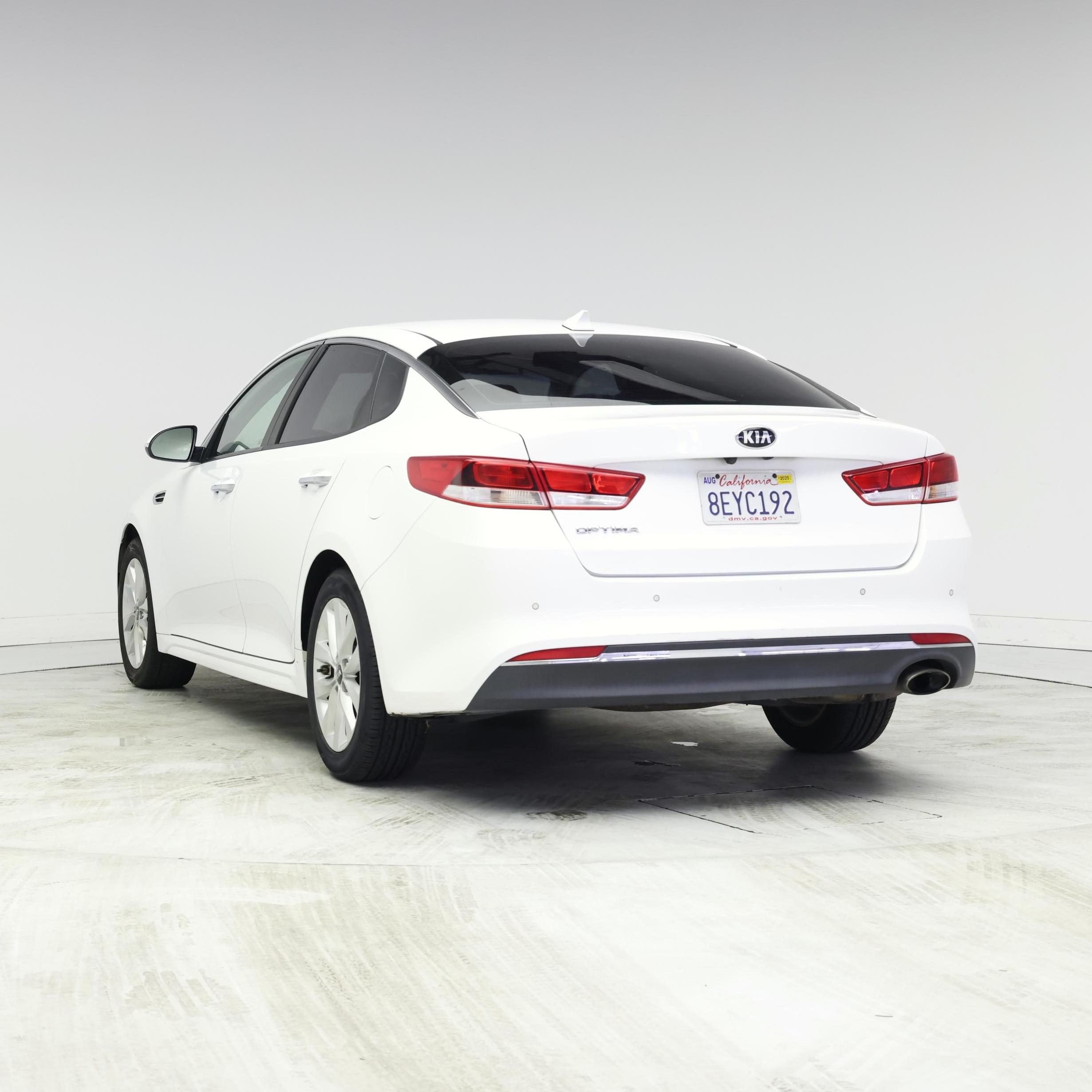 Thumbnail: 2018 Kia Optima - 2