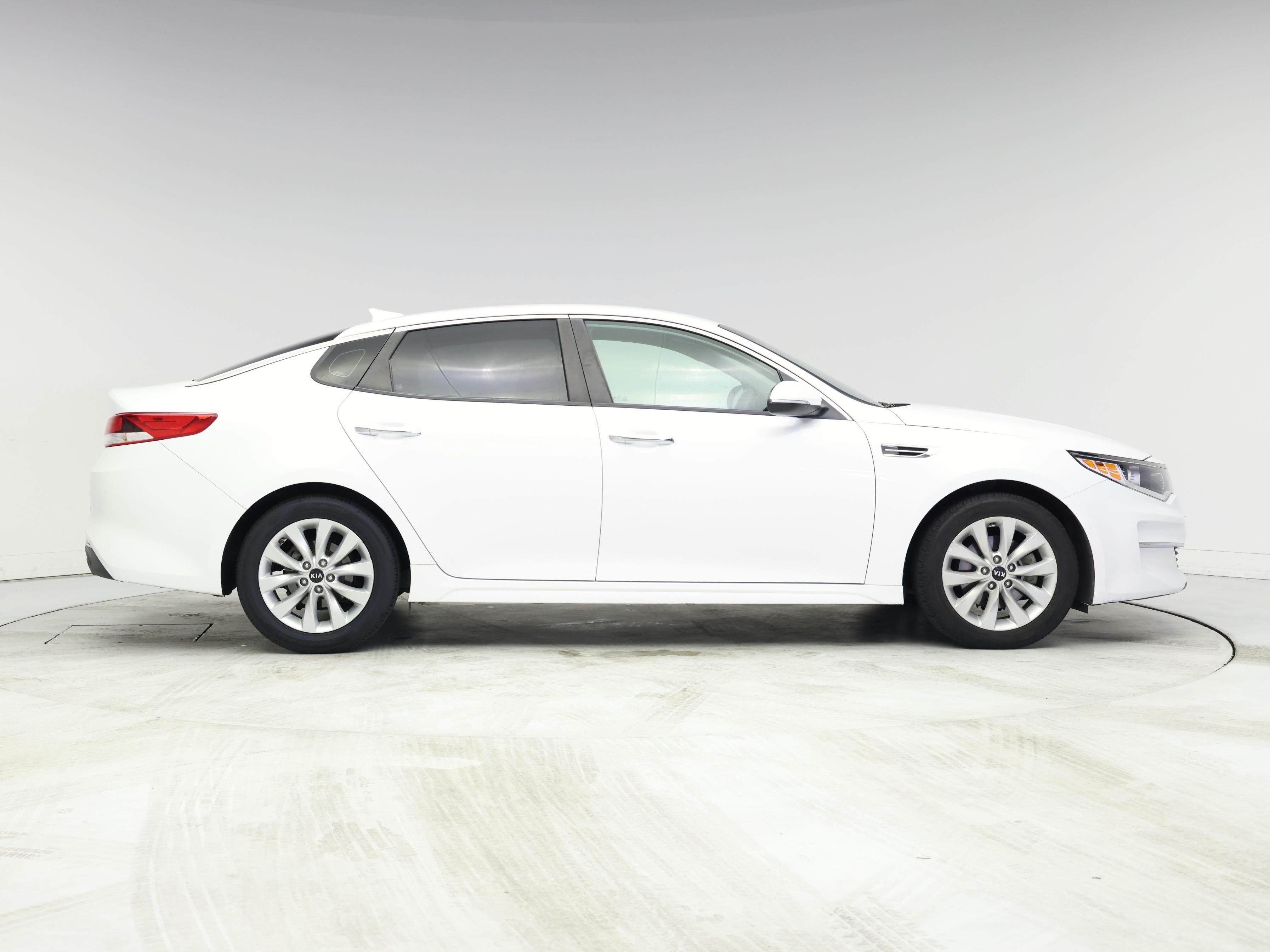 Thumbnail: 2018 Kia Optima - 7