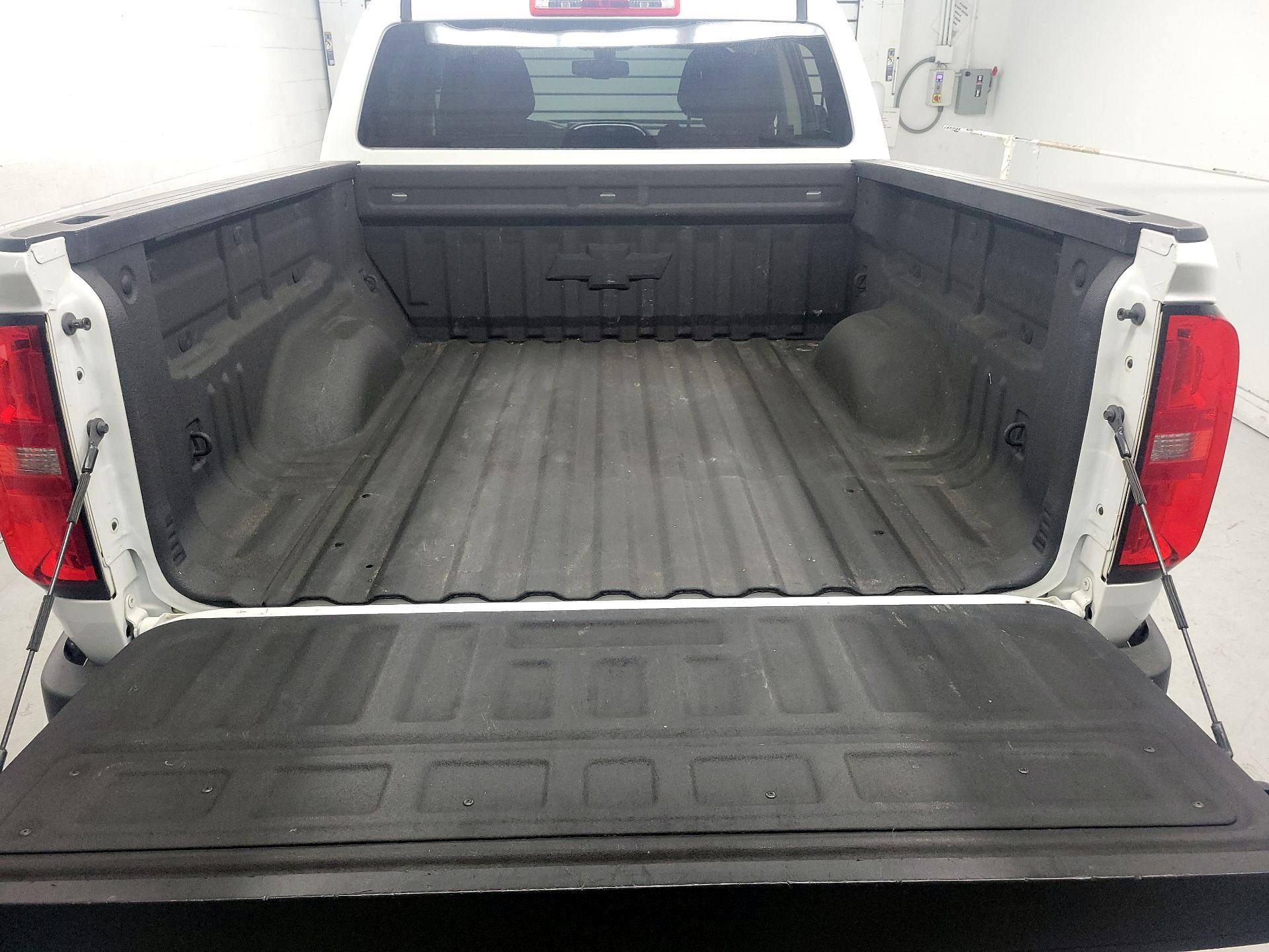 Thumbnail: 2019 Chevrolet Colorado - 20
