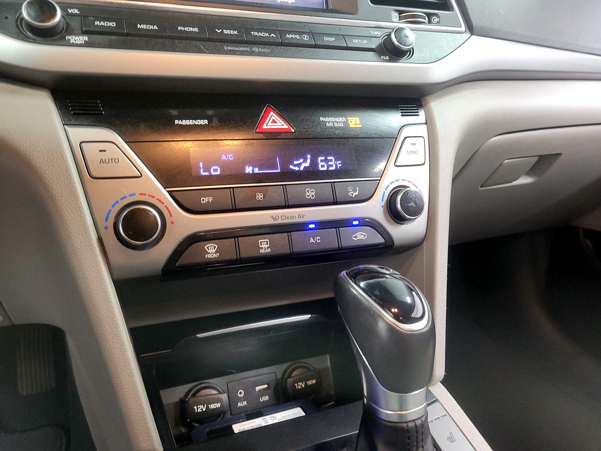 Thumbnail: 2018 Hyundai Elantra - 15